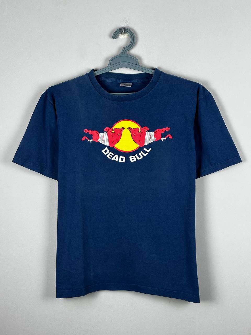 Vintage Vintage 90s Y2K Unfledged Parody Spoof Red Dead Bull T-Shirt Size US M / EU 48-50 / 2 - 1 Thumbnail