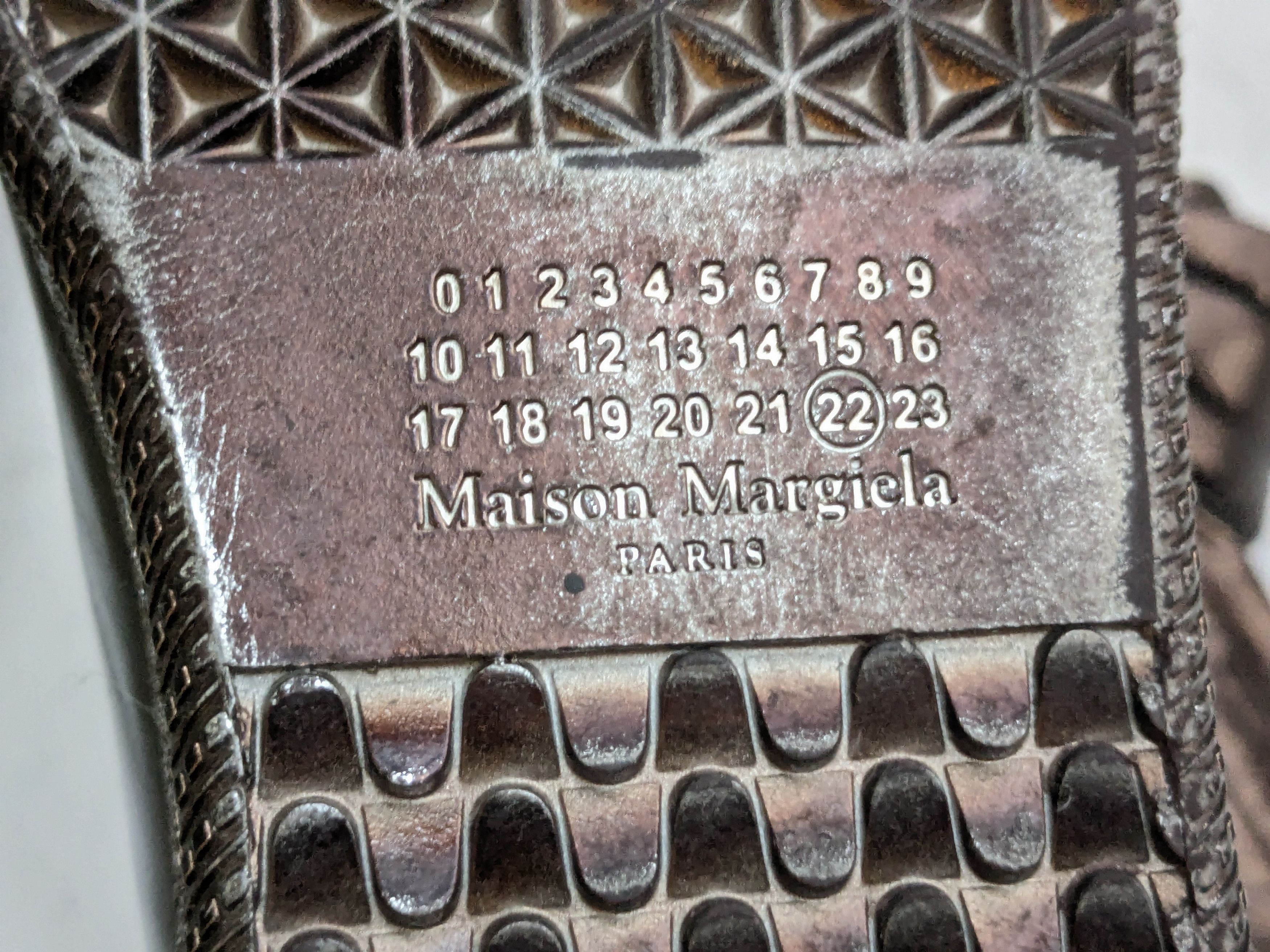 Maison Margiela Maison Margiela Future High Top Sneakers Brown Metallic 9 42 Size US 9 / EU 42 - 20 Thumbnail