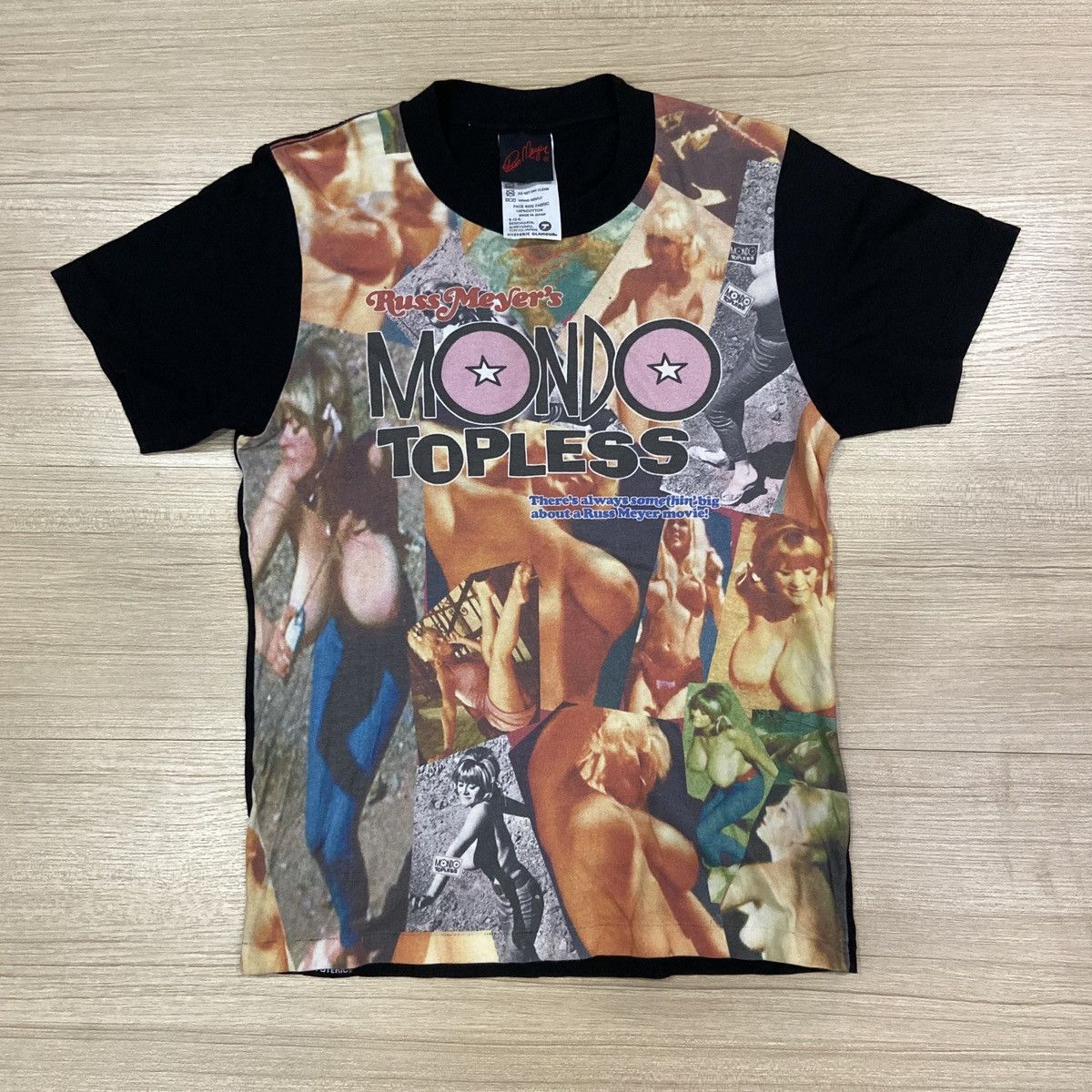 Hysteric Glamour × Japanese Brand Hysteric Glamour x Russ Meyer Size US M / EU 48-50 / 2 - 1 Thumbnail