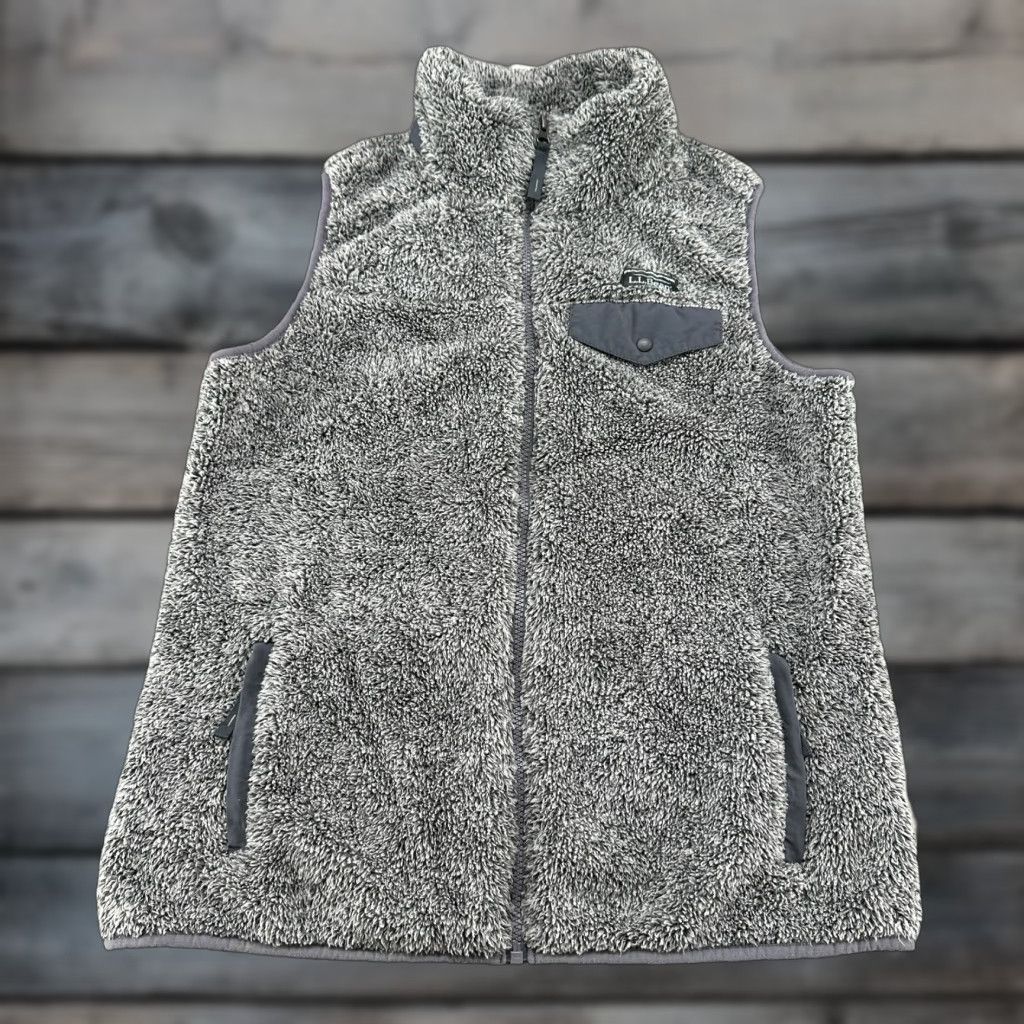 Vintage VINTAGE L.L. Bean Vest Womens Medium Gray Sherpa Fleece Polyester Deep Pile Mid-Length Zip Pockets Regular Women 90s Size M / US 6-8 / IT 42-44 - 1 Thumbnail