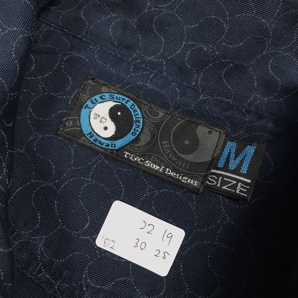 Indigo × Japanese Brand T&C SURF DESIGNS HAWAII INDIGO PATCHWORK BUTTON JACKET Size US M / EU 48-50 / 2 - 13 Thumbnail