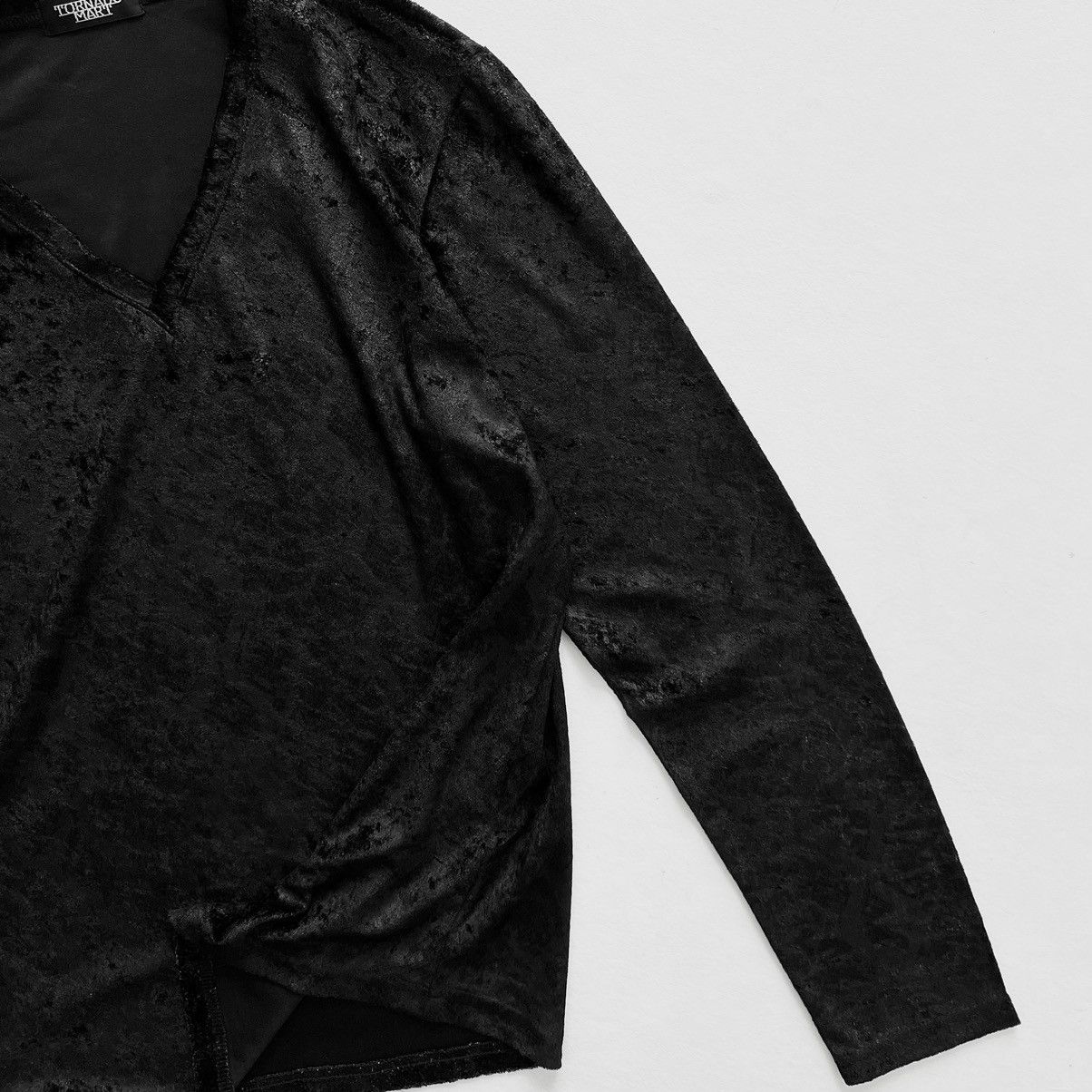 Tornado Mart TORNADO MART SNAKESKIN V-NECK SHIRT Size US S / EU 44-46 / 1 - 5 Thumbnail