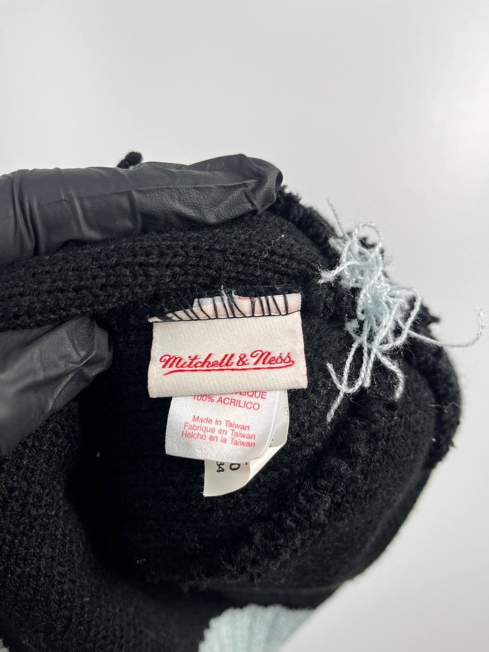 Other Brooklyn Nets Knit Beanie Hat Black Grey Mitchell Ness NBA Size ONE SIZE - 5 Thumbnail