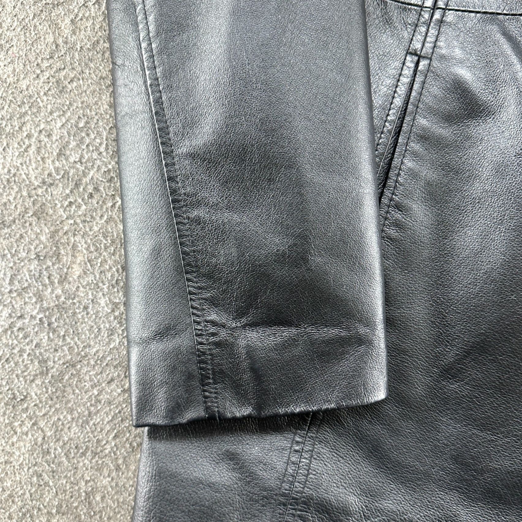 Worthington VINTAGE Worthington Jacket Women L Black Leather Full Zip 90s Pea Coat Regular Length Long Sleeve Zipper Lined Pockets Mens Women Girls Size L / US 10 / IT 46 - 5 Thumbnail