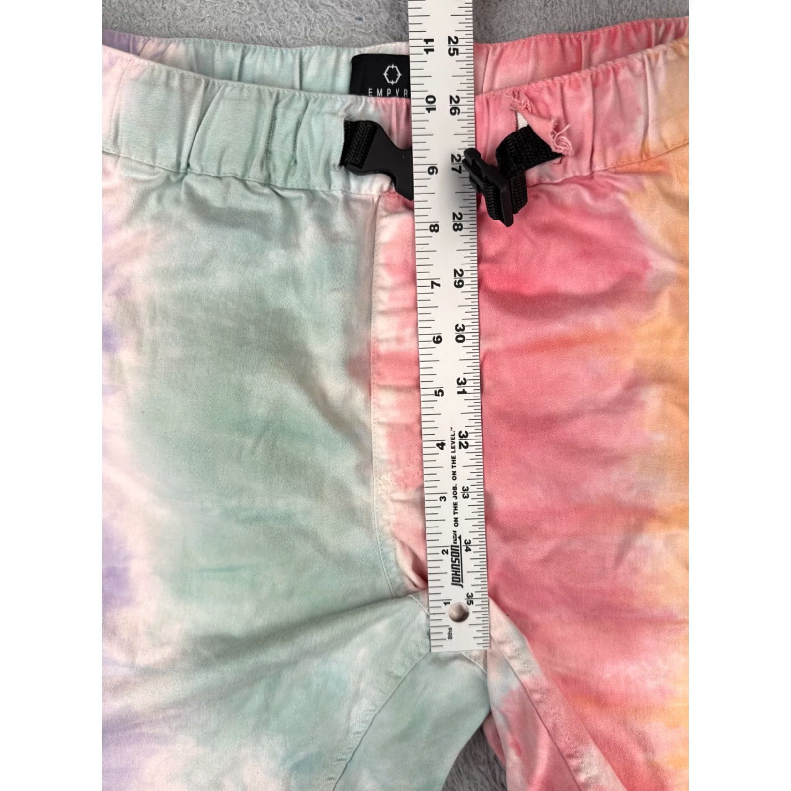 Empyre Empyre Mens Shorts Cargo 32x7 Pink Green Belted Zipper Pockets Hike Beach Regular Waist 32 in Polyester Cotton Solid 7 in Inseam Beach Outdoor Mens Size US 29 - 7 Thumbnail