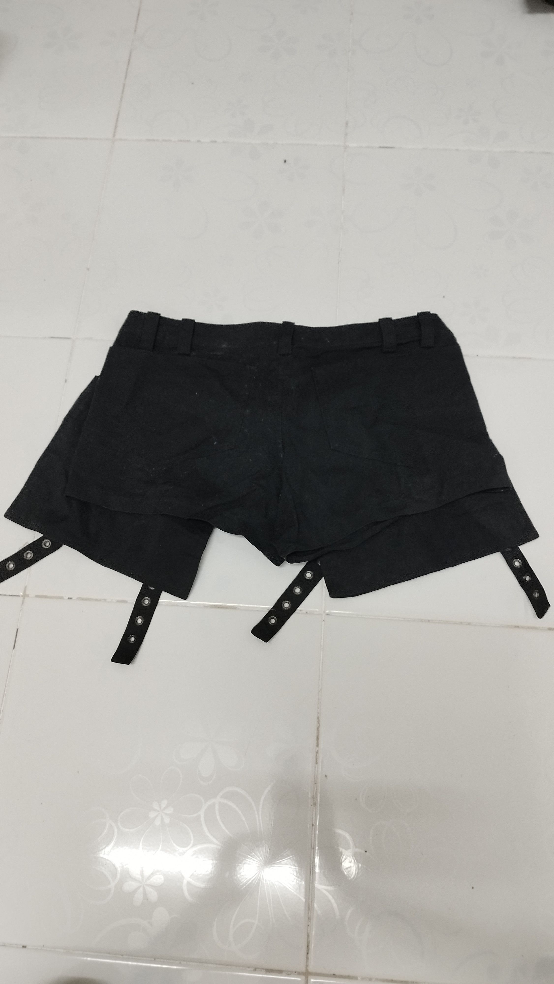 Japanese Brand Presence! Punk short pants Size 30" / US 8 / IT 44 - 6 Thumbnail