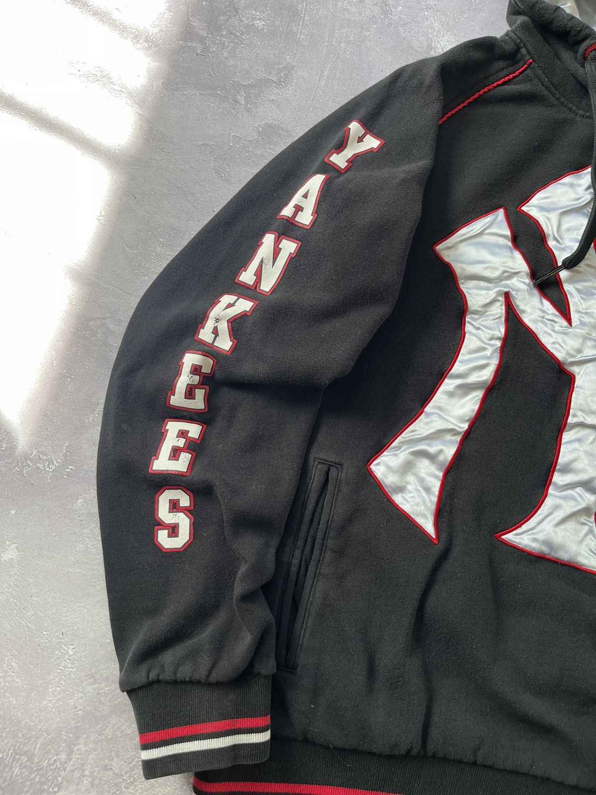 Majestic Vintage Majestic New York Yankees Big Logo NY Hoodie Black Size US M / EU 48-50 / 2 - 2 Thumbnail