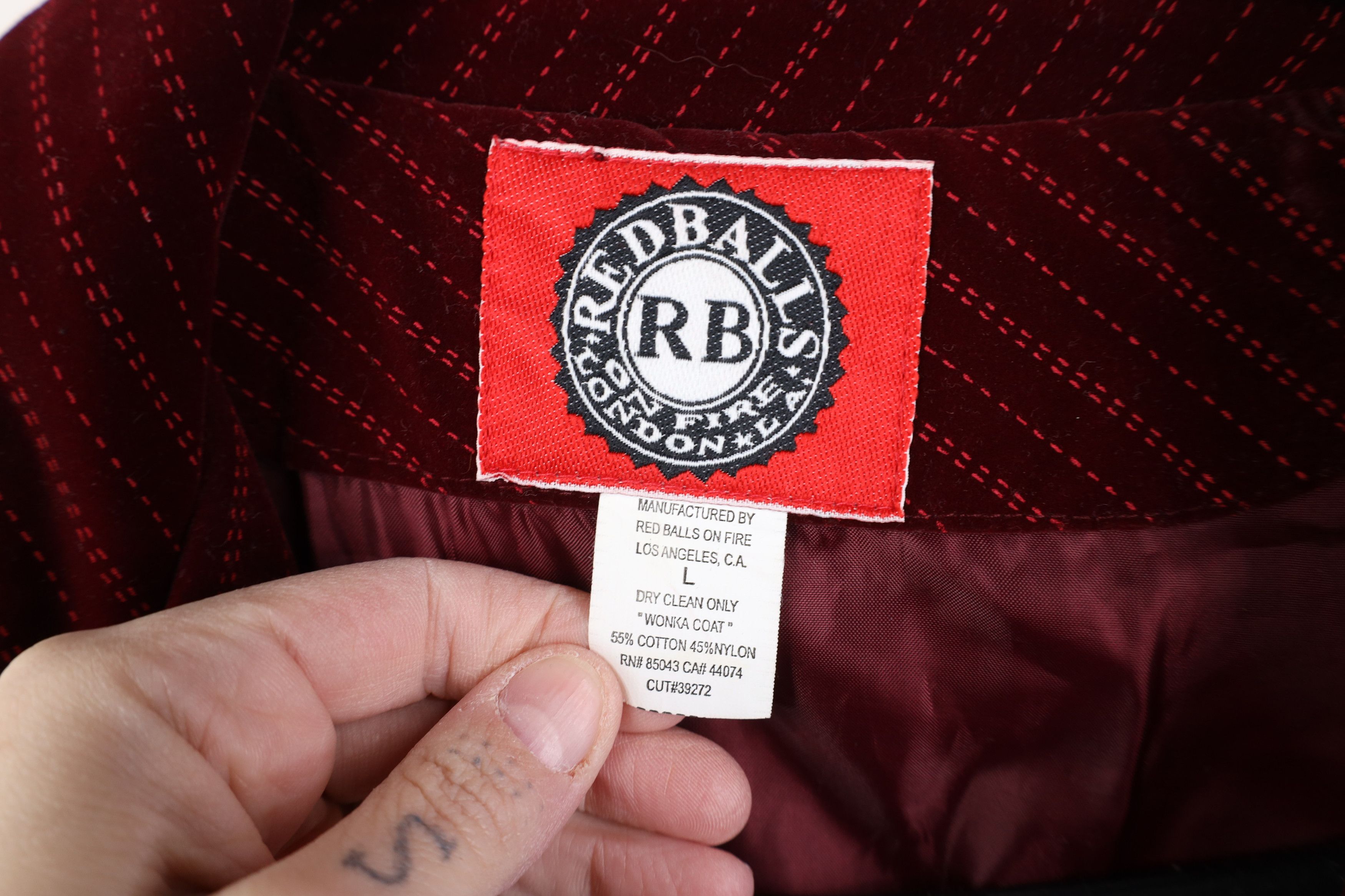 Vintage Vintage 90s Y2K Red Balls On Fire Velour Wonka Trench Coat Size US L / EU 52-54 / 3 - 6 Thumbnail