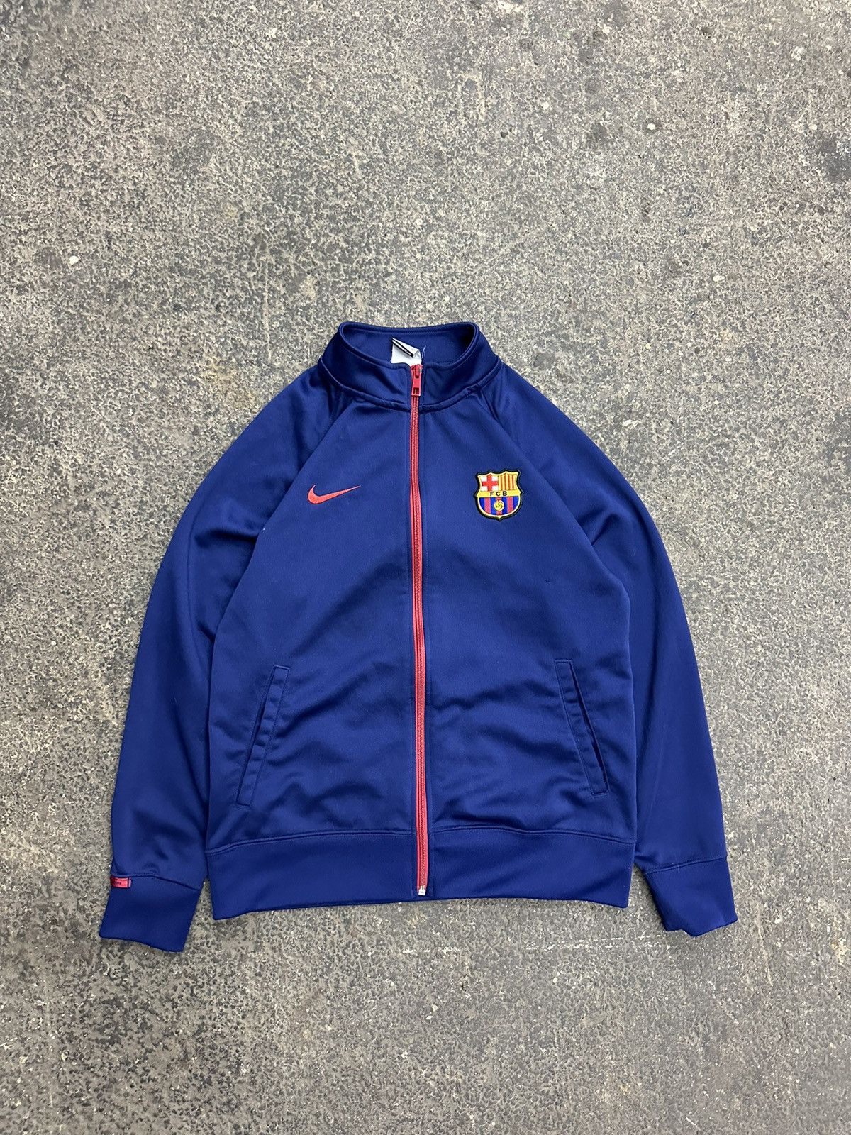 Vintage Y2K Barcelona Nike zip up Size US S / EU 44-46 / 1 - 1 Thumbnail