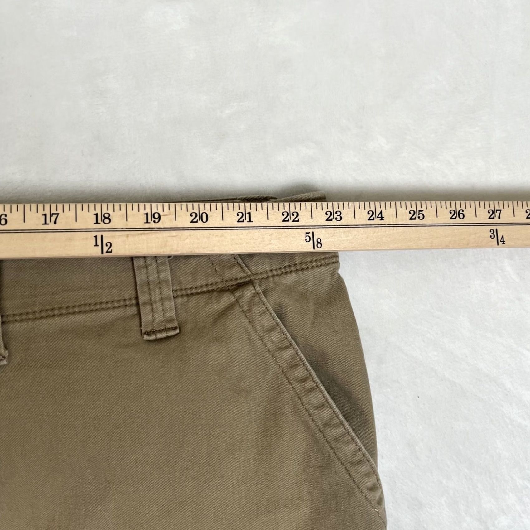 Wrangler VINTAGE Wrangler Cargo Shorts Mens 46 Brown Khaki Stretch Utility 9 Inseam Y2K Size US 30 / EU 46 - 3 Thumbnail