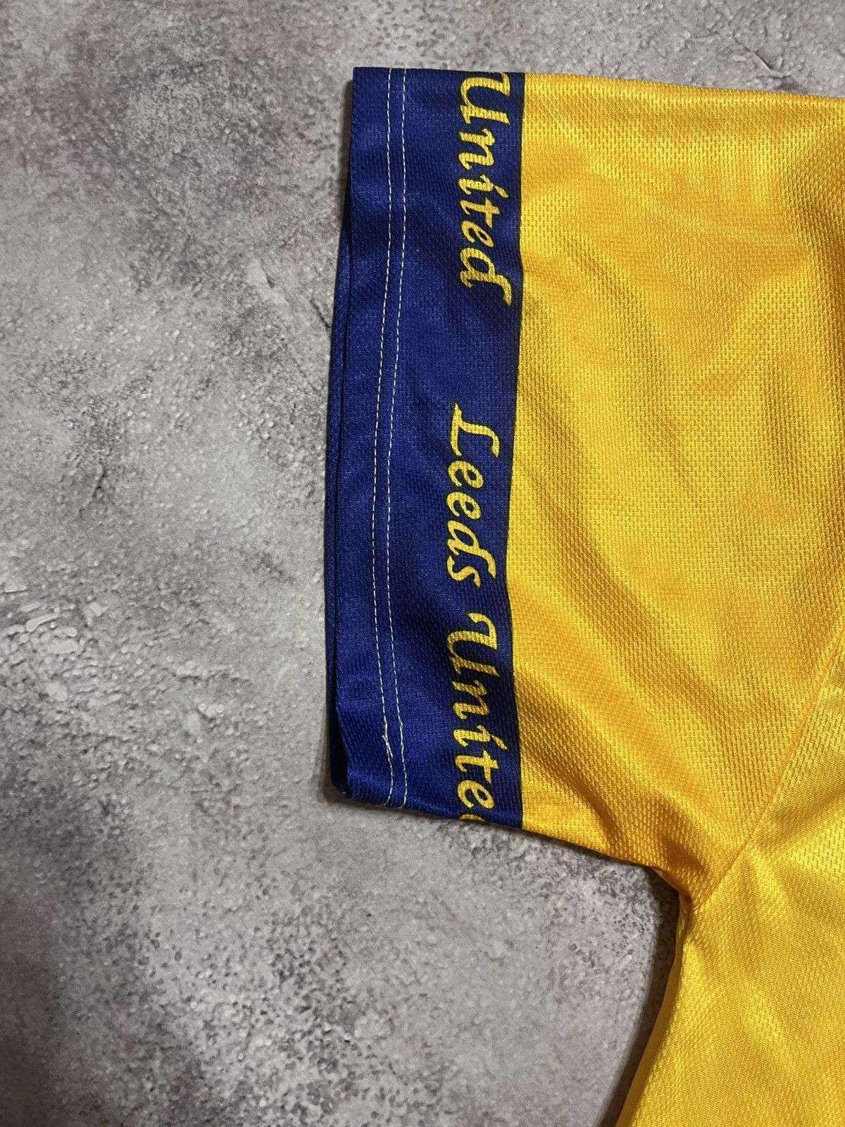 Vintage Vintage Leeds United 17 Smith soccer jersey Size US XL / EU 56 / 4 - 6 Thumbnail