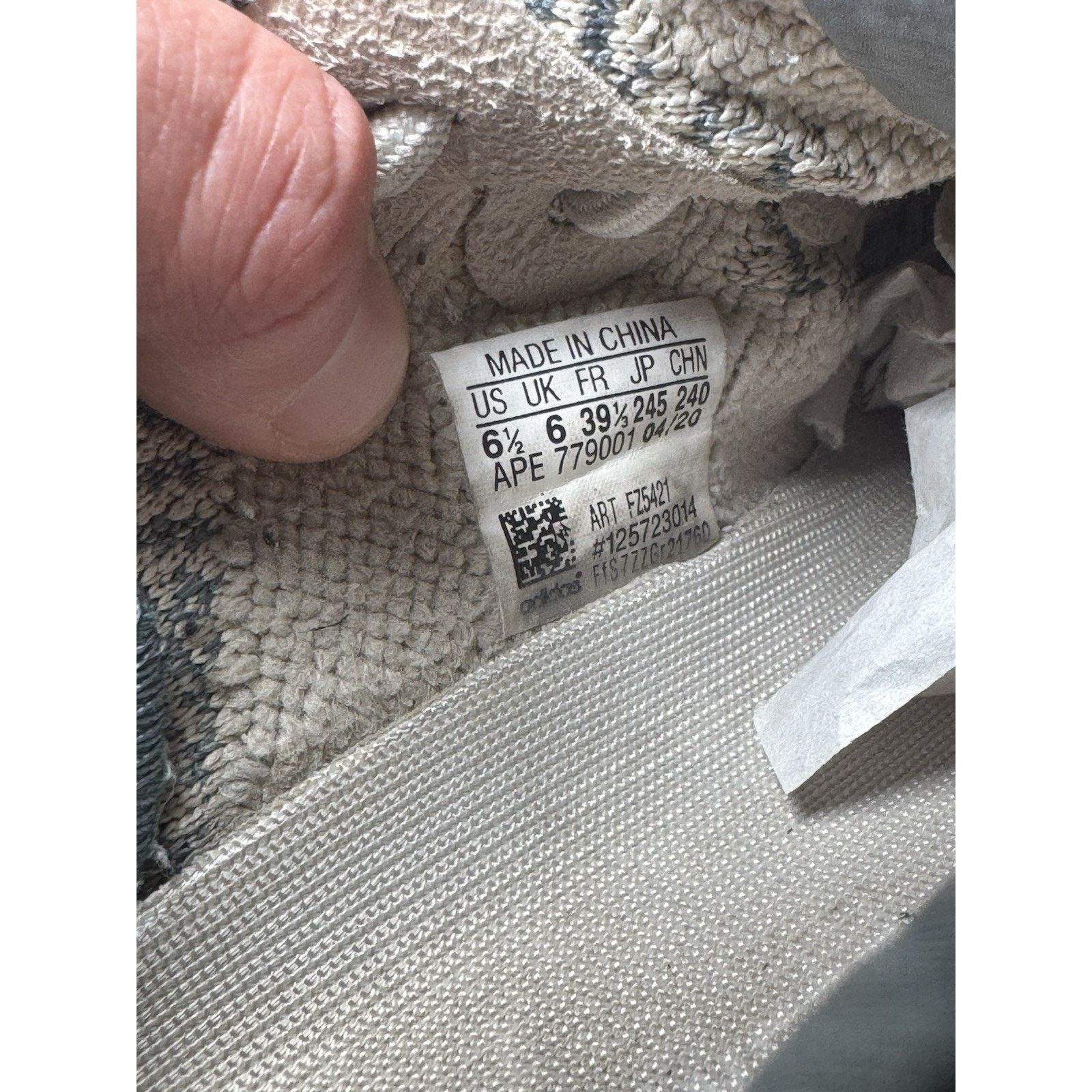 Adidas adidas Yeezy Boost 350 V2 Israfil Men's Size 6.5 / 8 Women’s Size US 6.5 / EU 39-40 - 6 Thumbnail