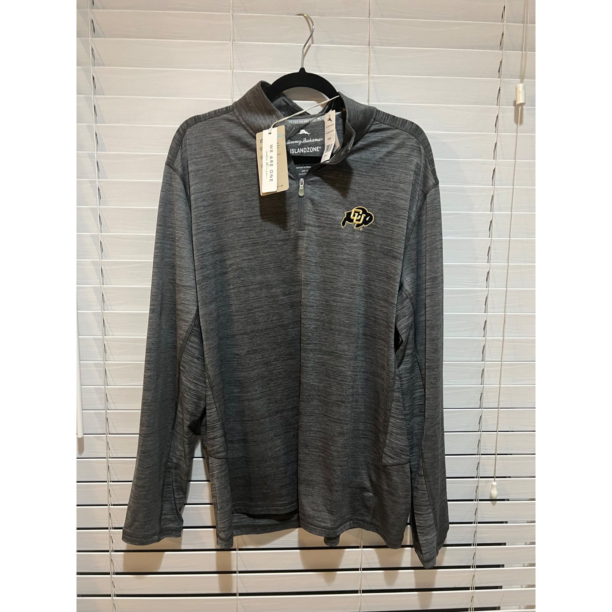 Tommy Bahama Tommy Bahama Colorado Buffalos Pulliver - NWT Size L Size US L / EU 52-54 / 3 - 1 Thumbnail