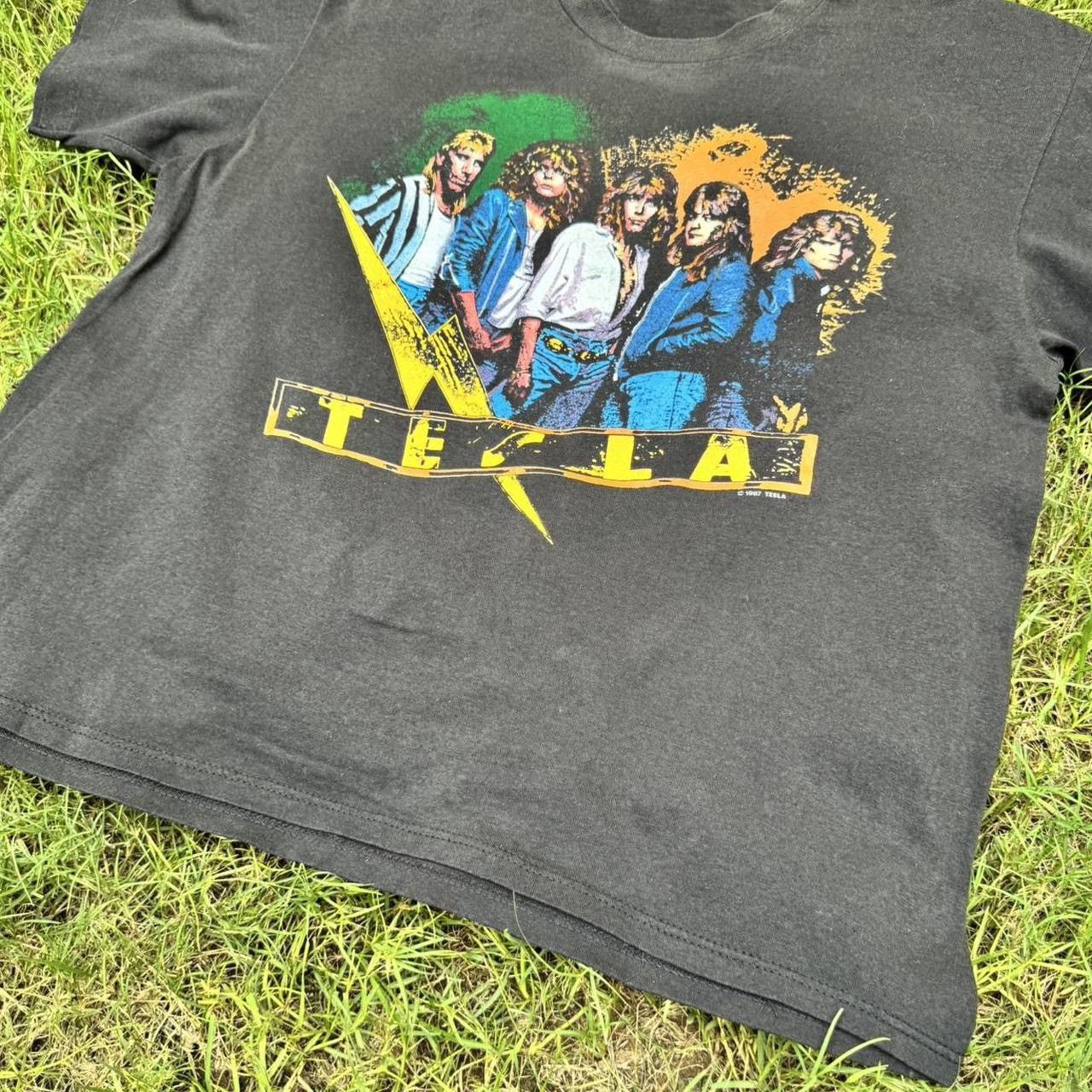 Vintage Vintage Tesla Tour Concert T Shirt 1987 Size US XL / EU 56 / 4 - 3 Thumbnail