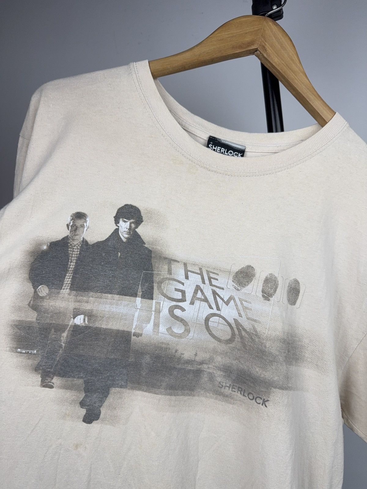 Vintage 00s Sherlock BBC The Game Is On Promo T-Shirt 2013 Size US L / EU 52-54 / 3 - 6 Thumbnail