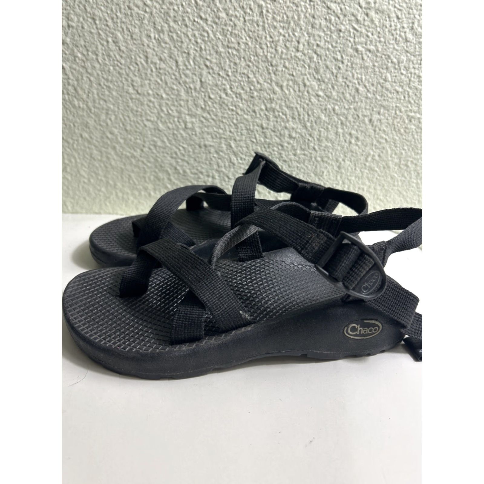 Chaco Chaco ZCloud 2 Sandal Women Solid Black Toe Loop Size 6 Sandal Womens Black ZCloud 2 Size US 6 / IT 36 - 7 Thumbnail