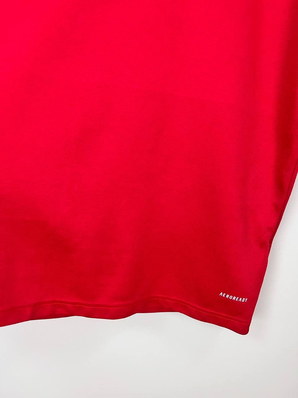 Adidas × Vintage Manchester United Adidas t-shirts size L Size US L / EU 52-54 / 3 - 6 Thumbnail