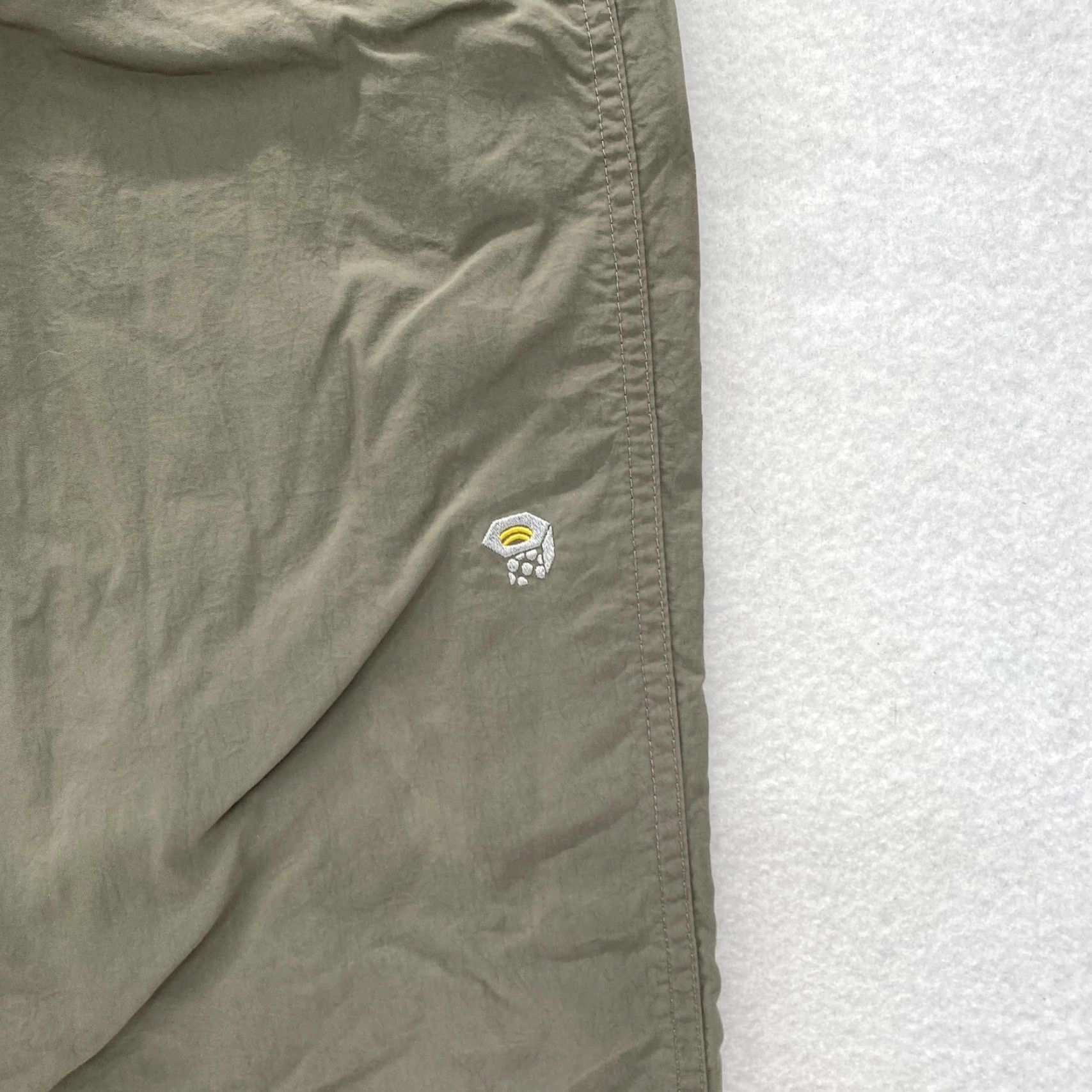 Mountain Hardwear Mountain Hard Wear Hiking Pants Women's 12/32 Brown Nylon Belted Tech Pocket Cargo Size 34" / US 12 / IT 48 - 3 Thumbnail
