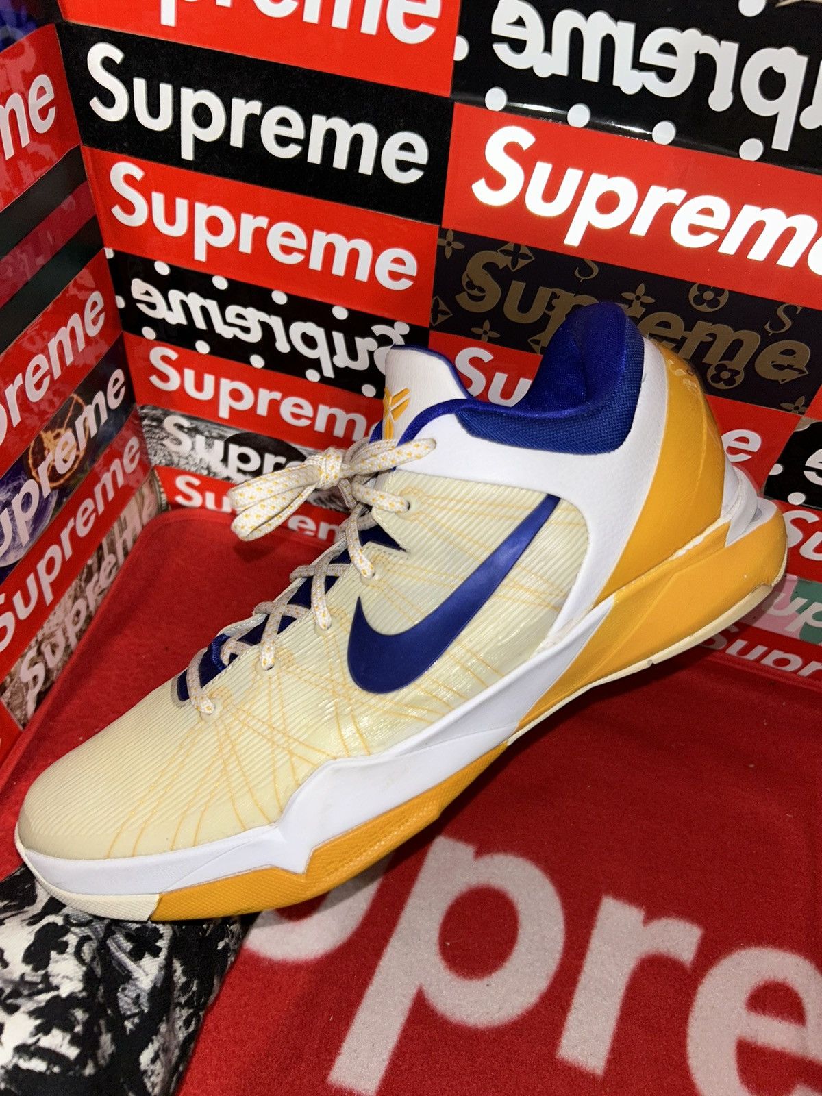 Nike Nike Kobe 7 Lakers Home 488371-101 size 14 Size US 14 / EU 47 - 6 Thumbnail