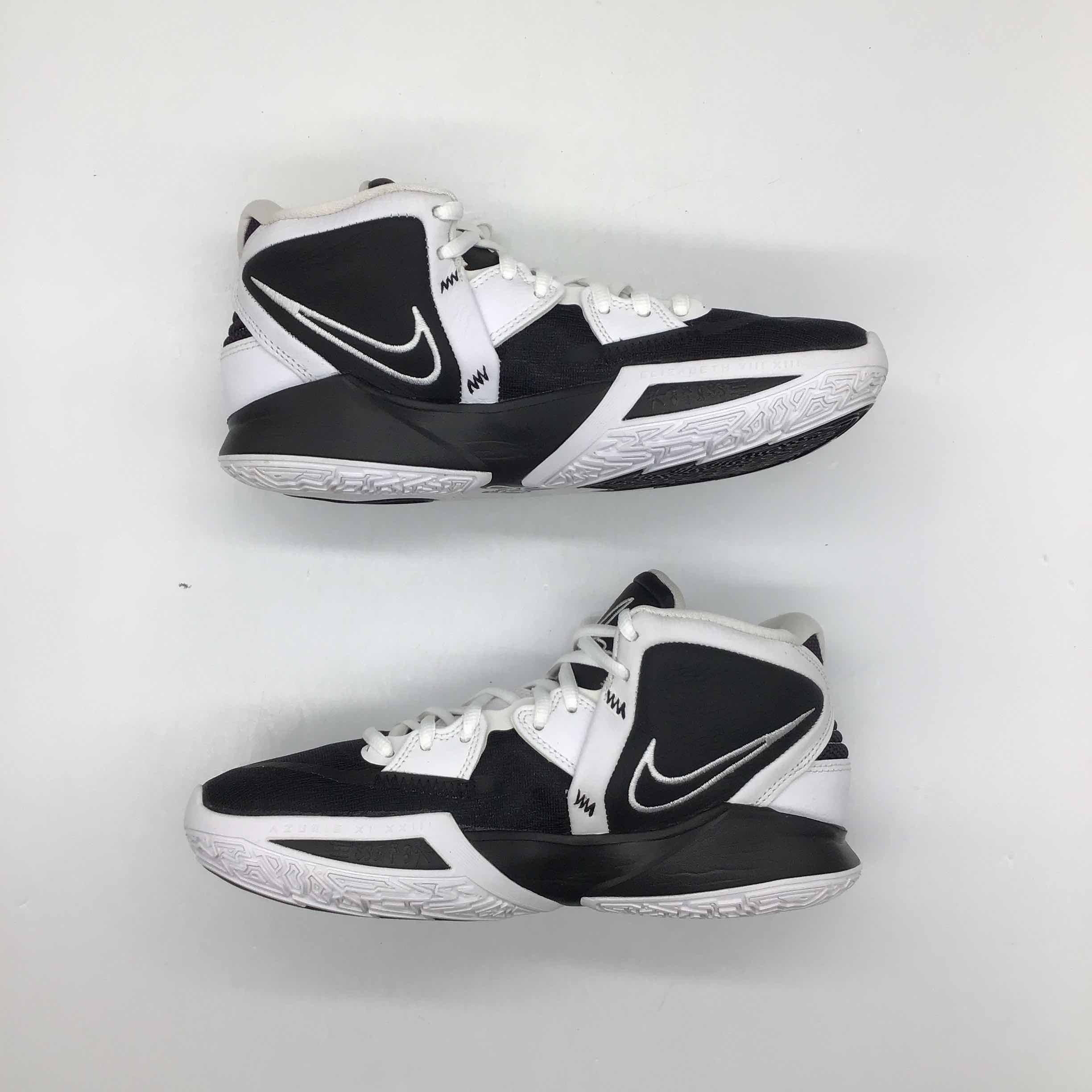 NEW Nike Kyrie Infinity TB Nike Kyrie Infinity TB  main image 3