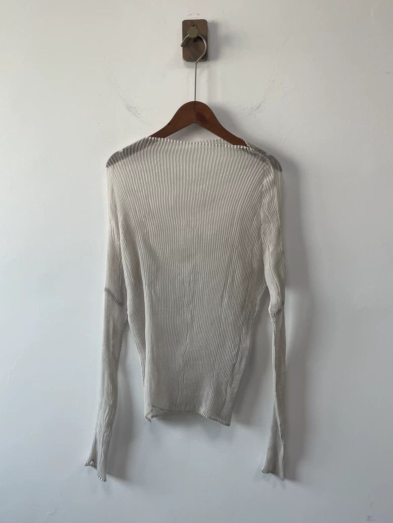 Issey Miyake Issey Miyake size:2 Grey pleated top Size M / US 6-8 / IT 42-44 - 2 Thumbnail