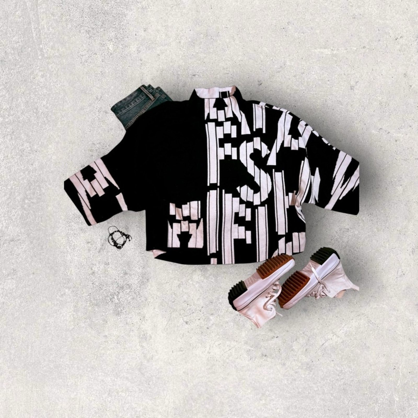 Nordstrom Black and White Schitz Creek Graphic Turtleneck Sweater Size L / US 10 / IT 46 - 4 Thumbnail