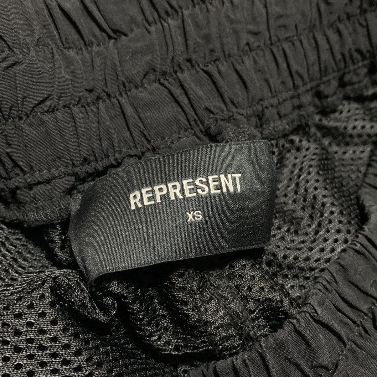 Represent Clo. Represent XS Shorts Black Bottoms Size US 28 / EU 44 - 6 Thumbnail