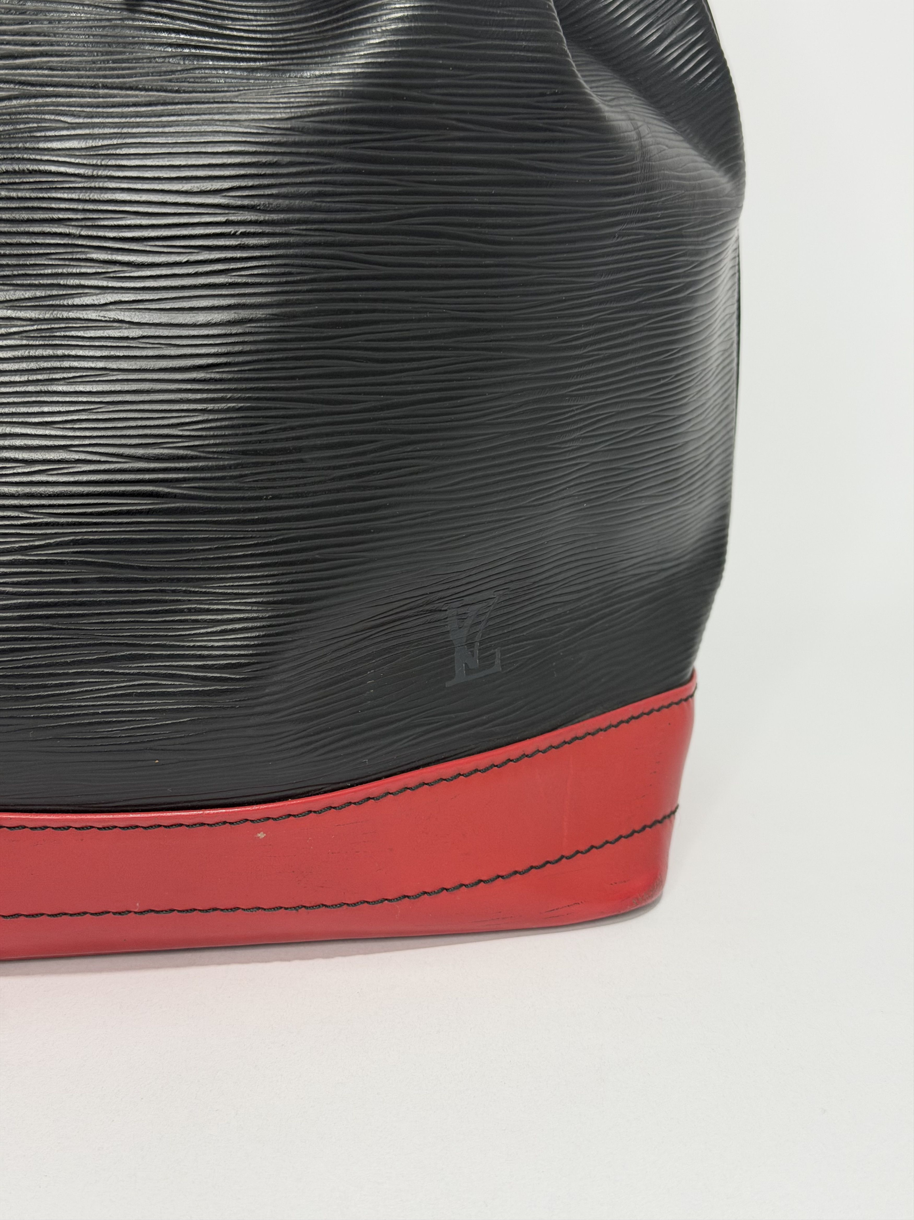 Louis Vuitton LOUIS VUITTON Black/Castilian Red Epi Leather Large Noe Bag Size ONE SIZE - 3 Thumbnail