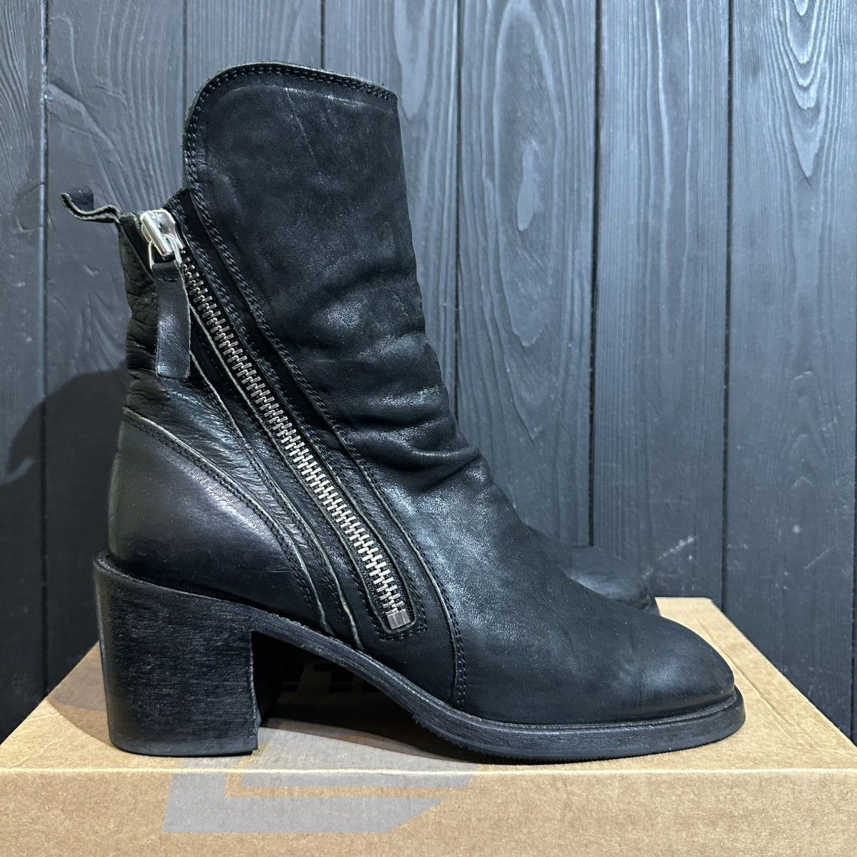MoMA MOMA Women’s Leather Handmade Boots Size 38 Size US 8 / IT 38 - 1 Thumbnail