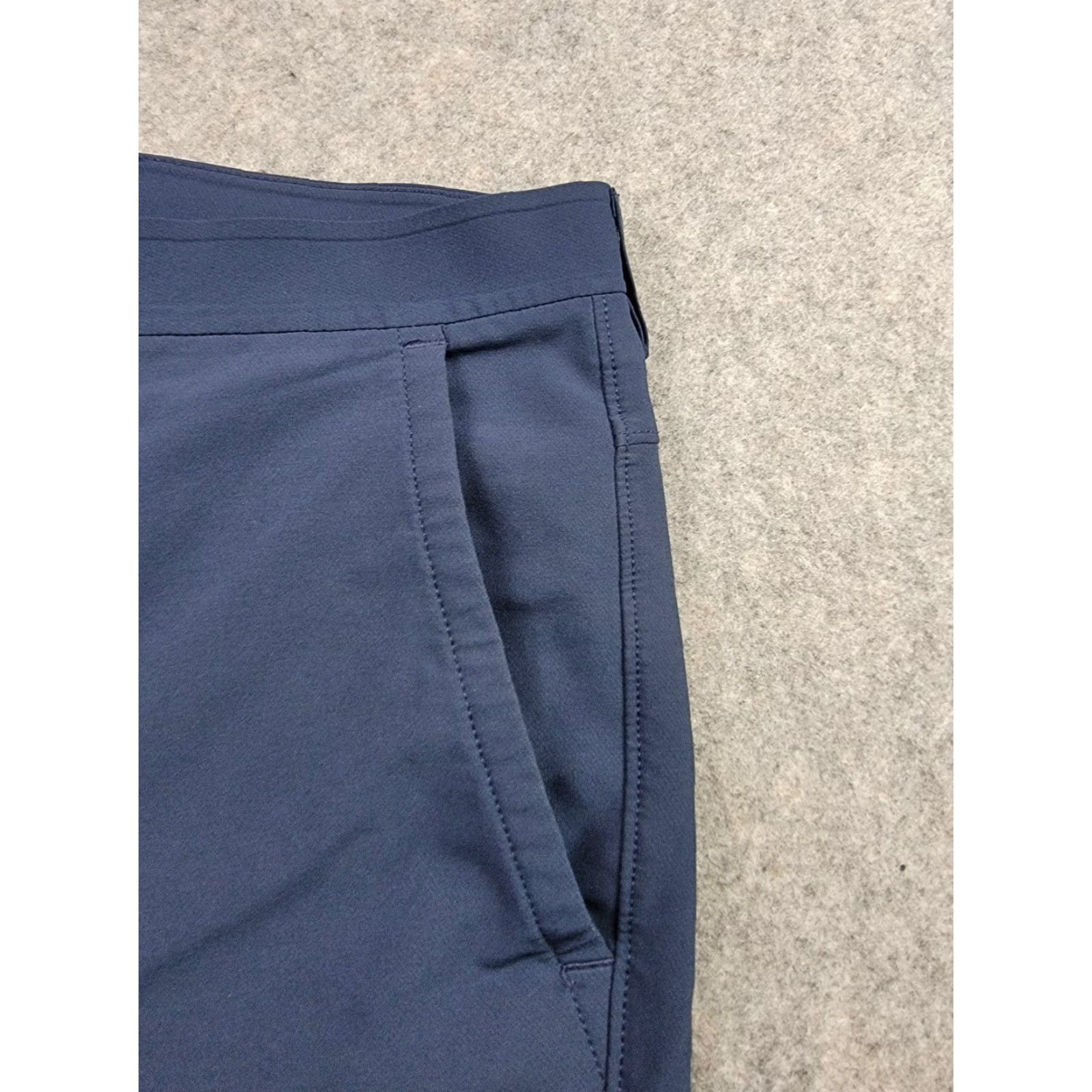 Vintage Public Rec Shorts Mens 40 Blue 8'' Inseam Slash Pockets Casual Athleisure Size US 40 / EU 56 - 6 Thumbnail