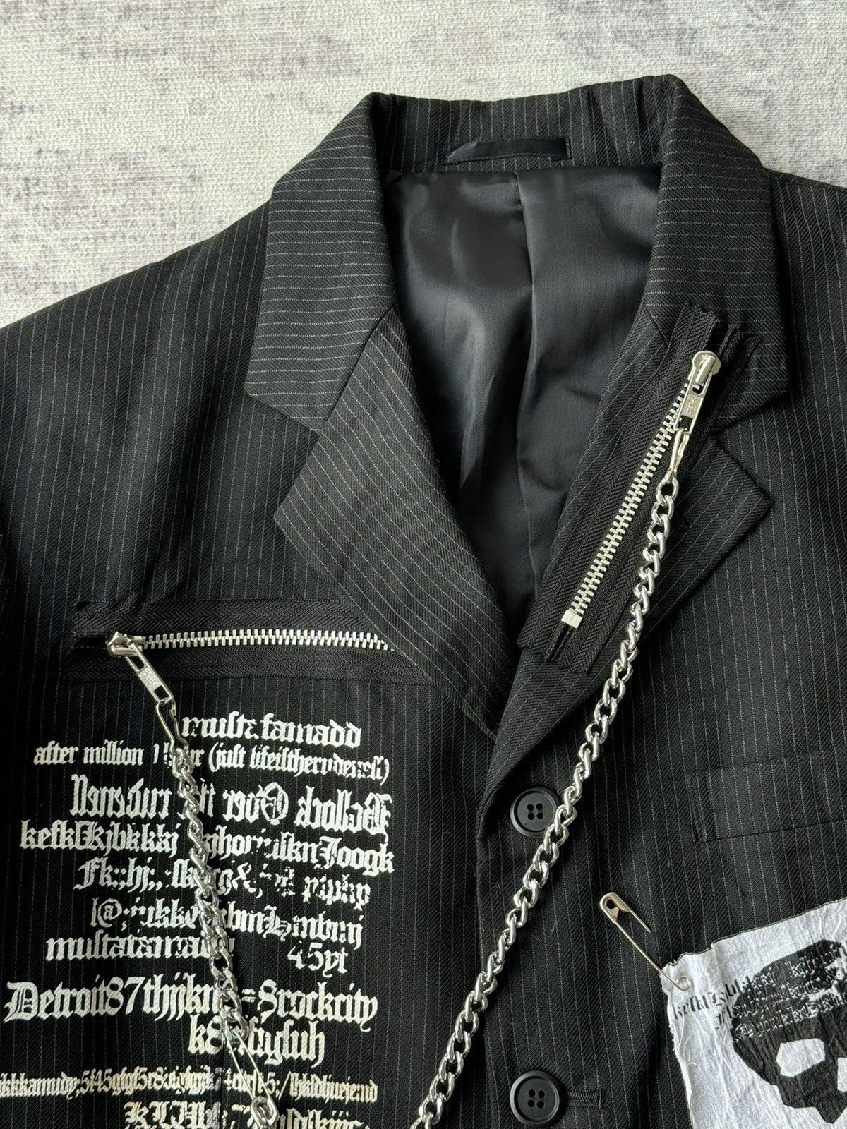 Japanese Brand Secret Agent Punk Chains Pins Riot Poem Blazer Jacket Size US M / EU 48-50 / 2 - 7 Thumbnail