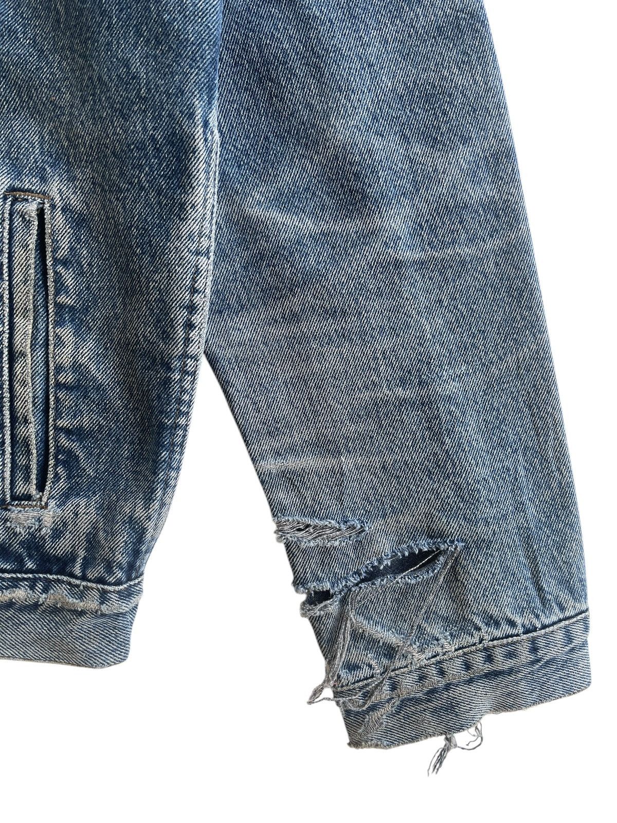 Vintage Thrashed!!! Vintage Wrangler Trucker Jacket Distressed Size US XL / EU 56 / 4 - 10 Thumbnail
