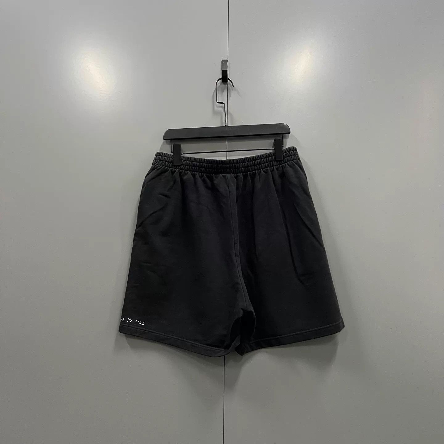 Balenciaga Balenciaga black sports shorts S 95 new color fade Size US 29 - 2 Thumbnail