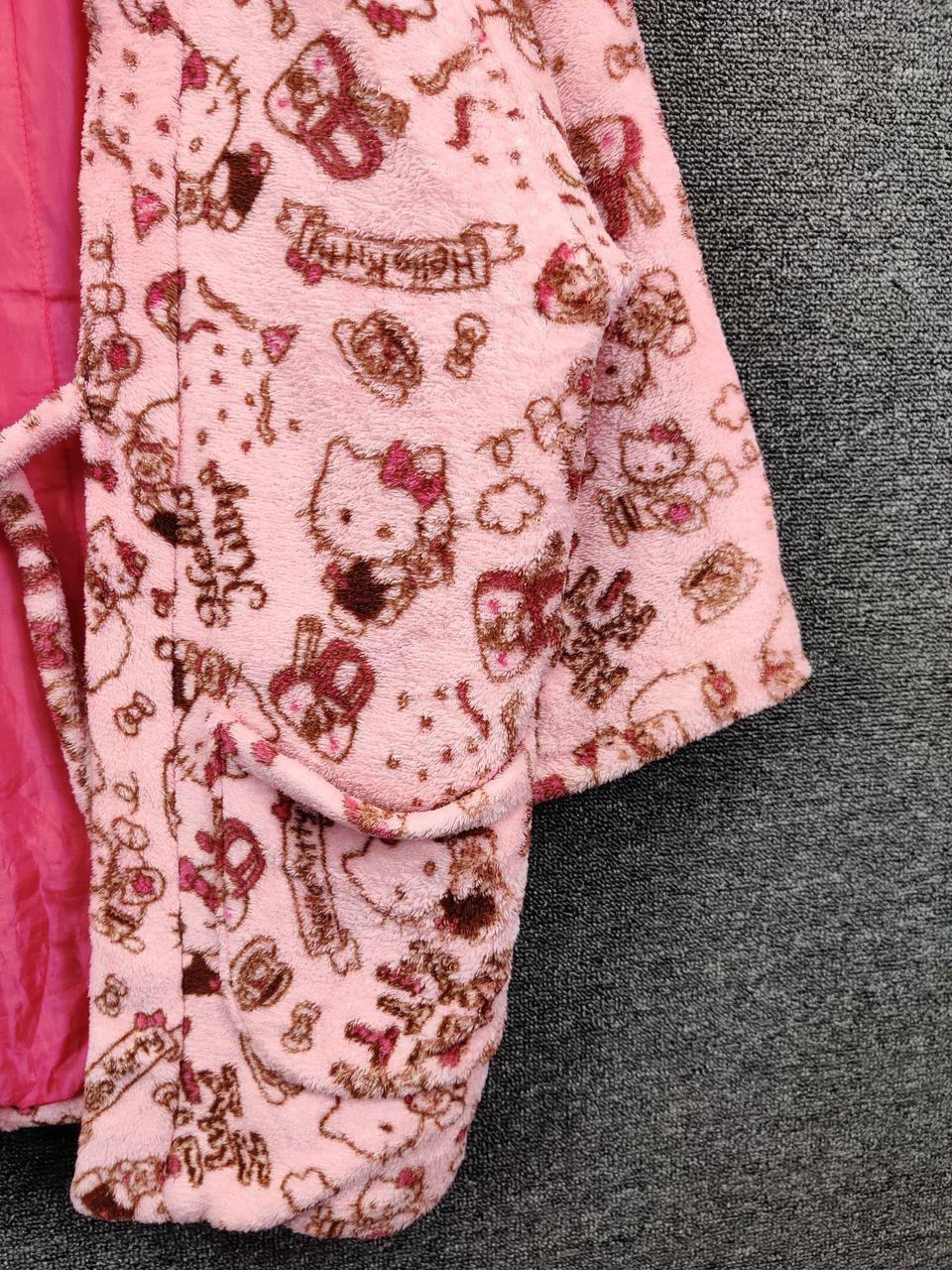 Anime Hello Kitty 40th Anniversary Fleece Kimono Jacket Size US M / EU 48-50 / 2 - 3 Thumbnail