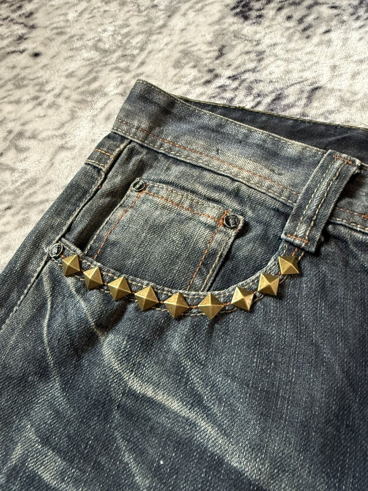Japanese Brand Tokyo Underground Studded Mud Wash Flared Jeans Size US 30 / EU 46 - 5 Thumbnail