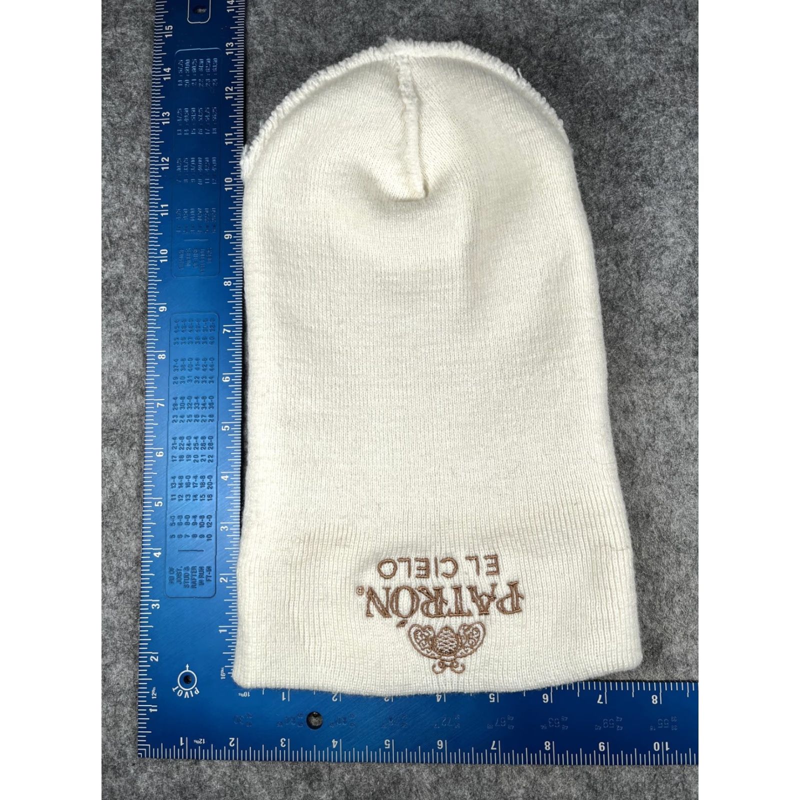 Vintage Yupoong Beanie Mens One Size White Knit Patrón El Cielo Logo Winter Knit Hat" Size ONE SIZE - 6 Thumbnail