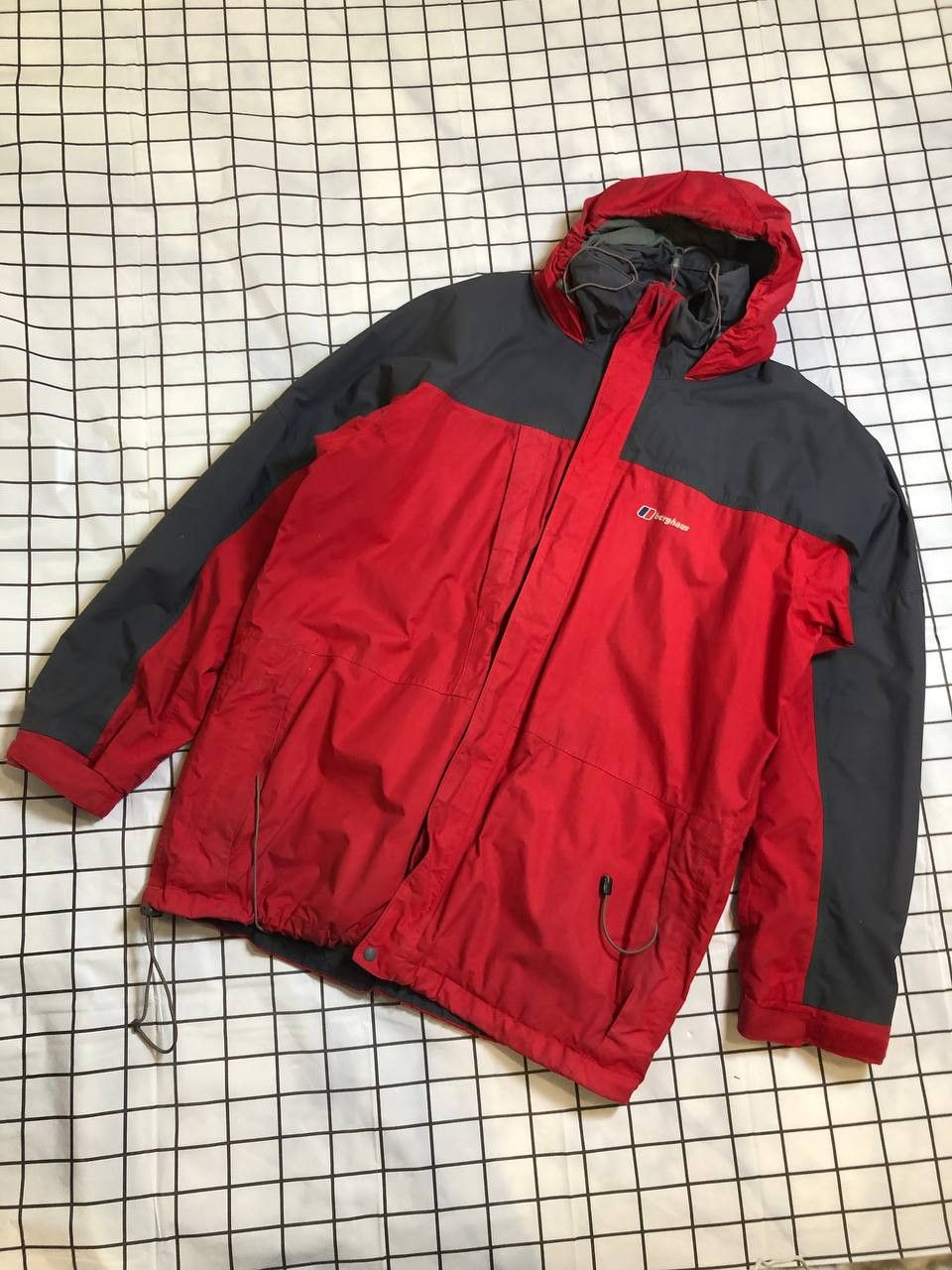 Berghaus Berghaus AQ2 Waterproof Men’s Jacket Size xl Size US XL / EU 56 / 4 - 1 Thumbnail