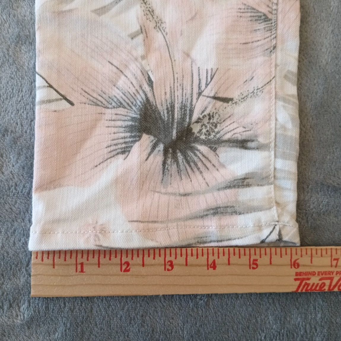 Vintage Chico's Jeans Ankle Womens 0 Pink Floral Stretch 29x26 Mid Rise 5-Pocket Denim Cotton Blend Size 25" / US 0 / IT 36 - 6 Thumbnail