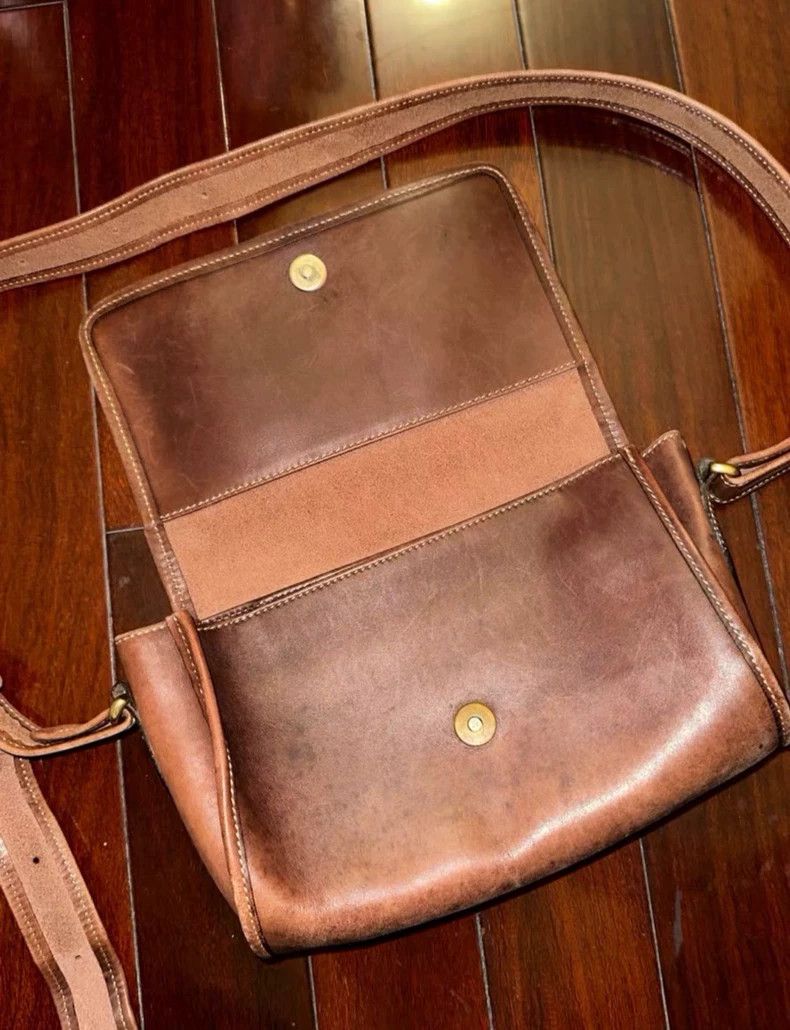 Vivienne Westwood Vivienne Westwood size os Brown leather postman shoulder ba Size ONE SIZE - 6 Thumbnail