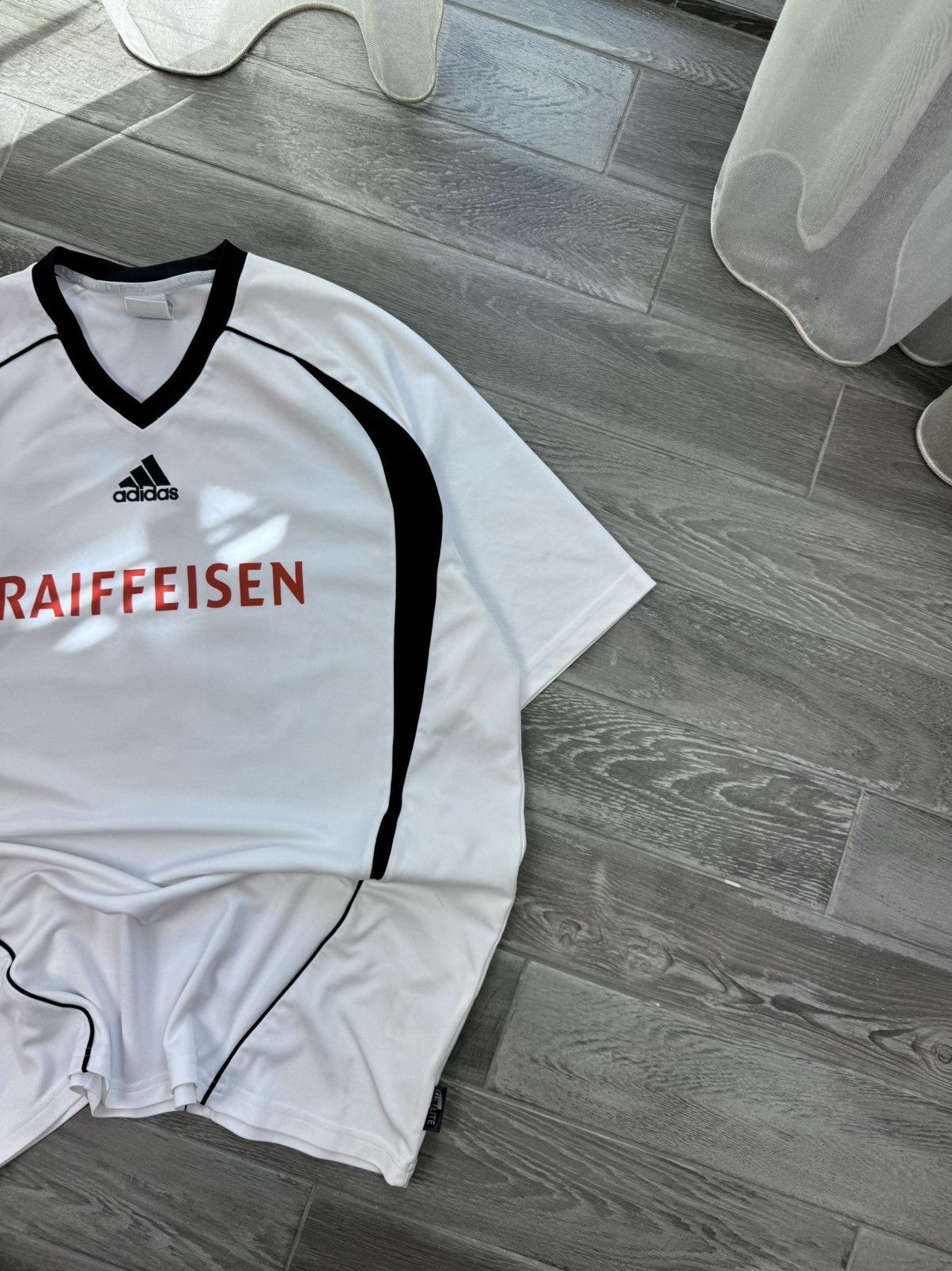 Vintage Soccer Jersey Adidas Raiffeisen 12 Nylon Tee Size US L / EU 52-54 / 3 - 3 Thumbnail