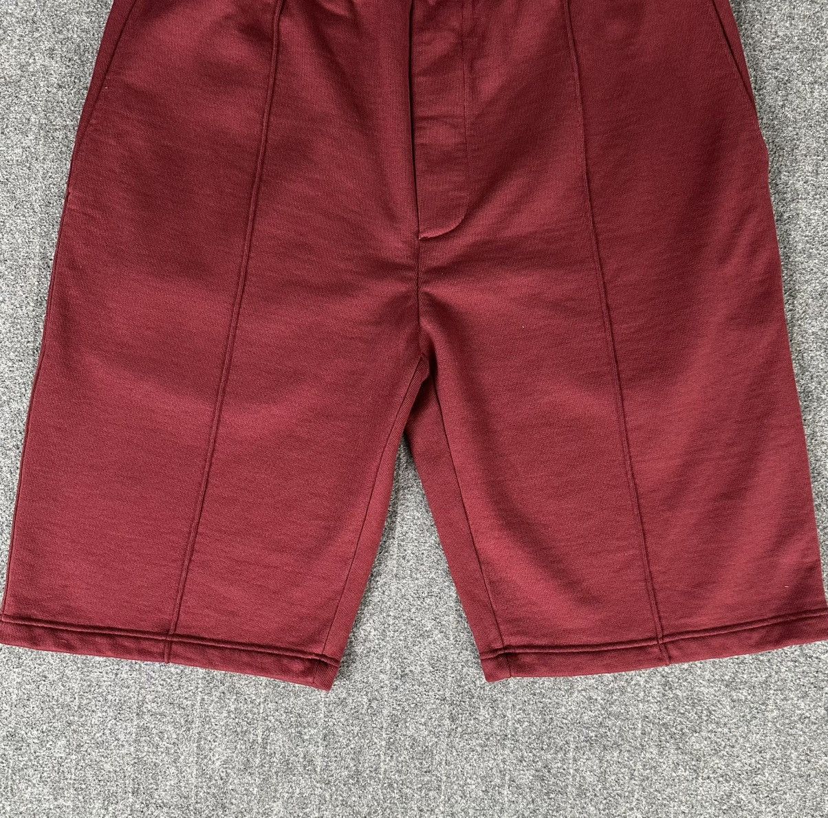 Prada Prada - S/S21 Burgundy Triangle Logo - Sweat Shorts Size US 32 / EU 48 - 6 Thumbnail
