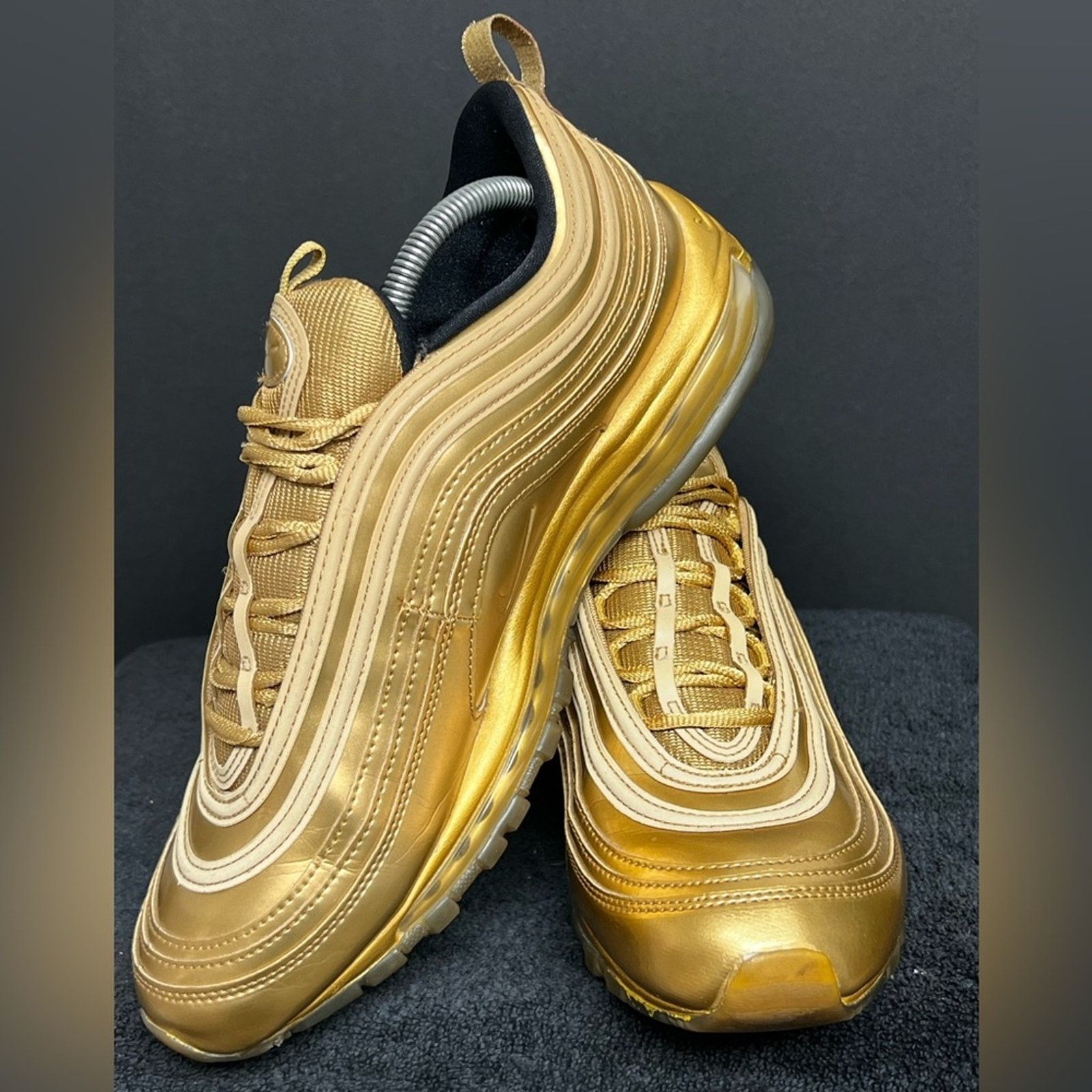 Nike Nike Air Max 97 Metallic Gold Low Top Shoes Men’s WORN TWICE Size US 10 / EU 43 - 7 Thumbnail