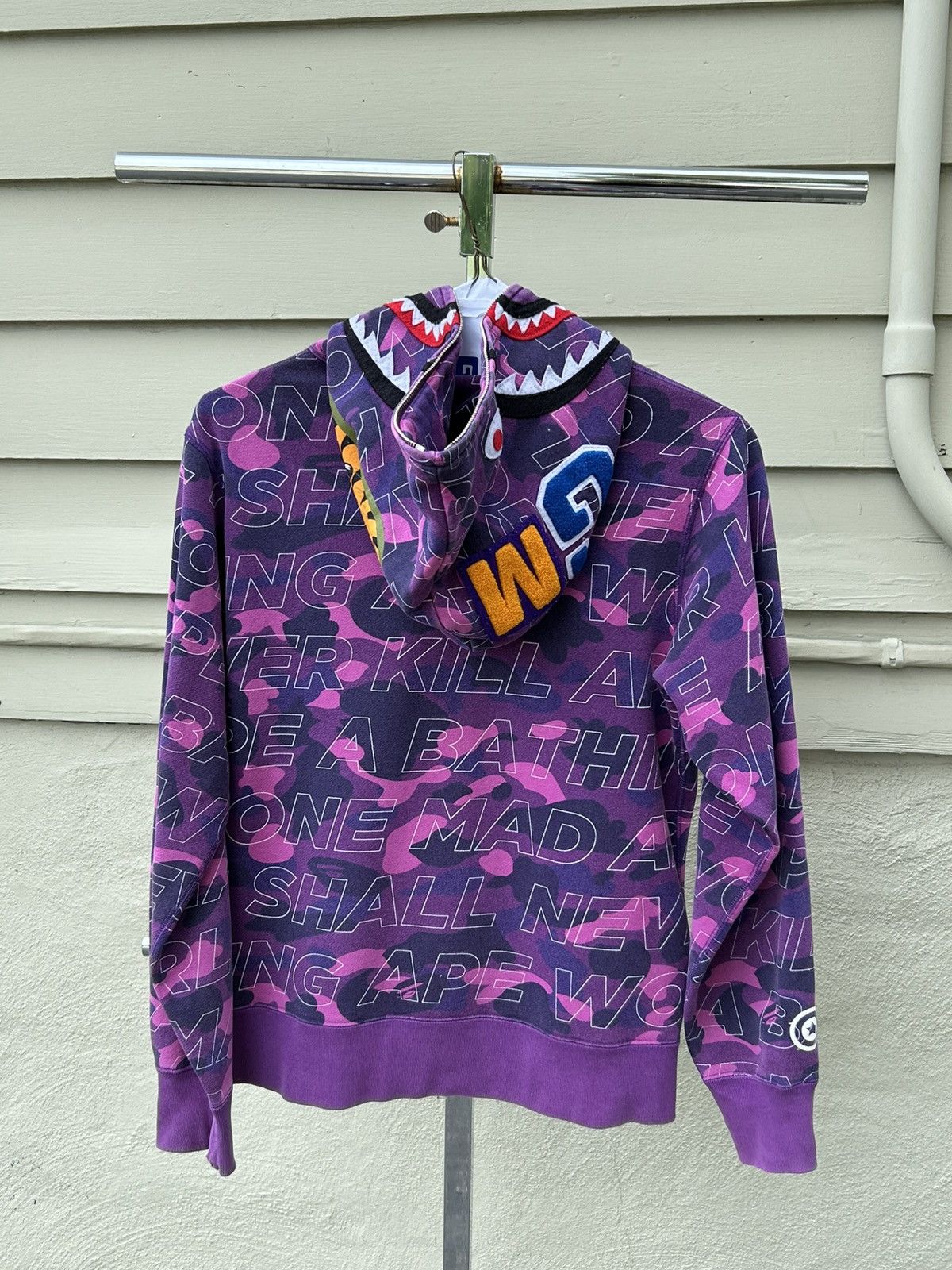 Bape Bape shark hoodie wgm all over purple Size US M / EU 48-50 / 2 - 2 Thumbnail