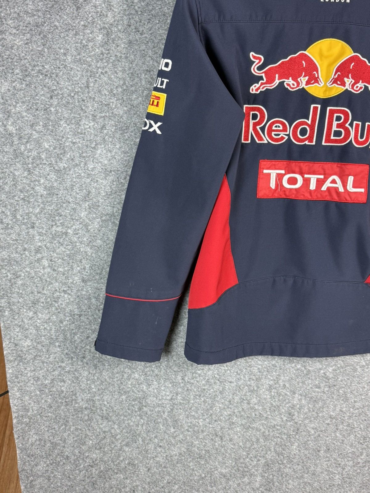 Red Bull Vintage Red Bull Racing Pepe Jeans Infinity Soft shell jacke Size US L / EU 52-54 / 3 - 14 Thumbnail