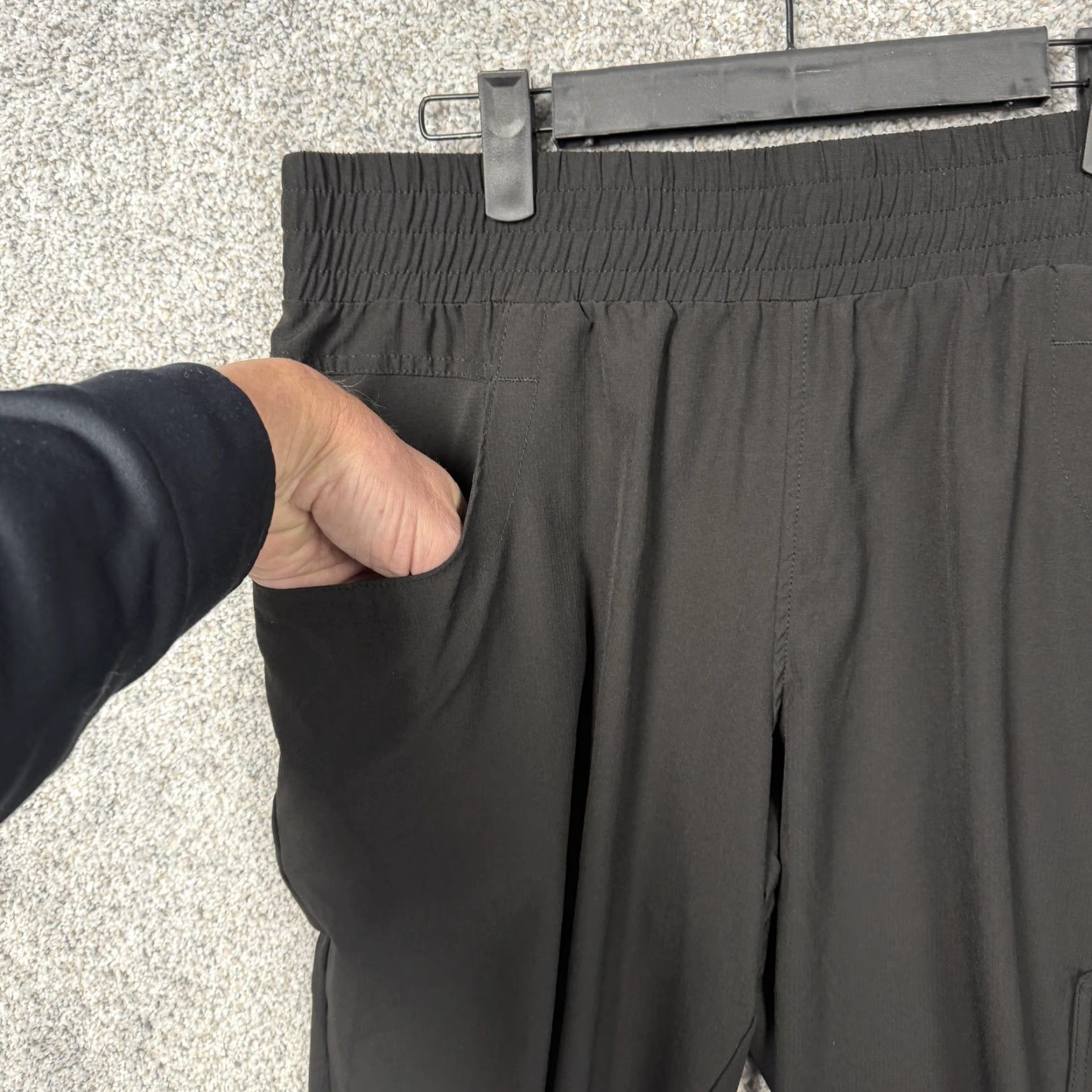 Avalanche Avalanche Mens Pants Jogger, Black, M, Lightweight Stretch, Zip Pocket, Hiking, Outdoor, Casual, Tapered Size US 31 - 2 Thumbnail