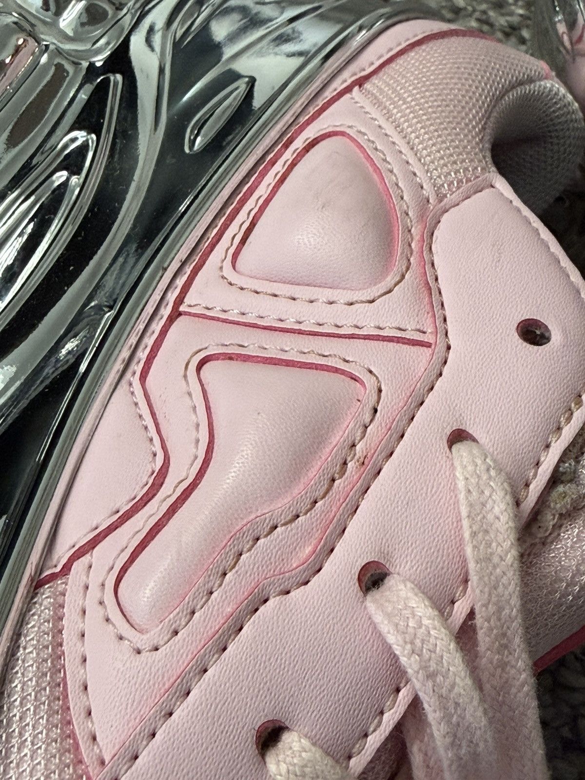 Adidas × Raf Simons Ozweego Pink Chrome Raf Simons x Adidas Size US 7.5 / EU 40-41 - 6 Thumbnail