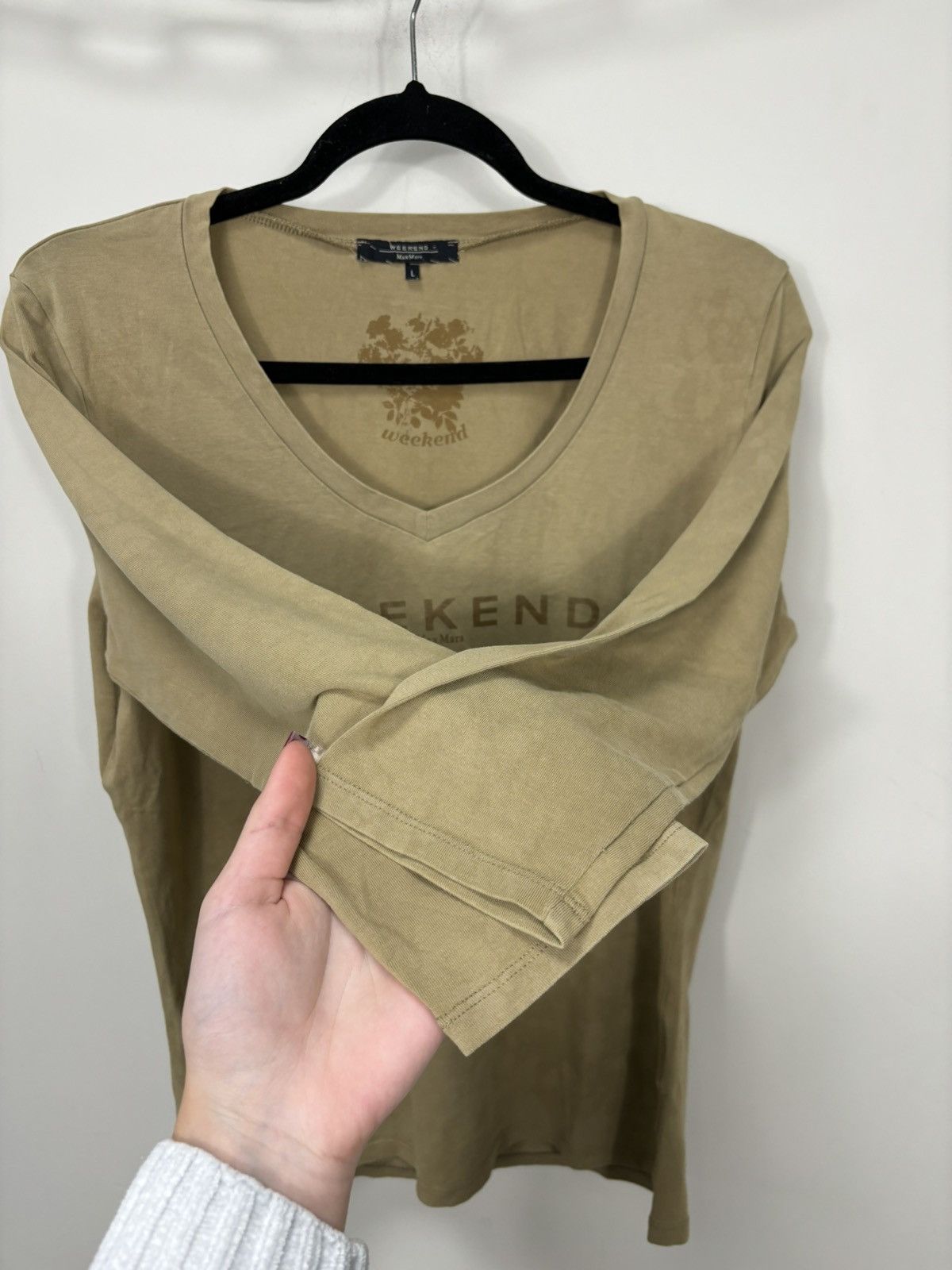 Max Mara Max Mara Weekend Big Logo V-Neck Luxury Long Sleeve T-Shirt Size L / US 10 / IT 46 - 4 Thumbnail