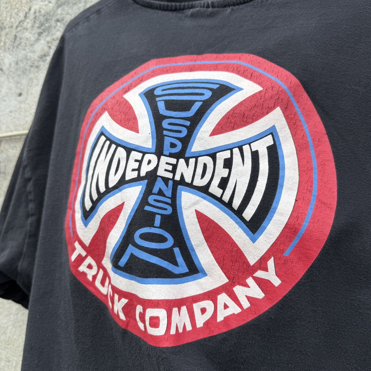 Independent Truck Co. 00s Independent Truck Co. Vintage Big Logo Skate Tee XL Size US XL / EU 56 / 4 - 5 Thumbnail