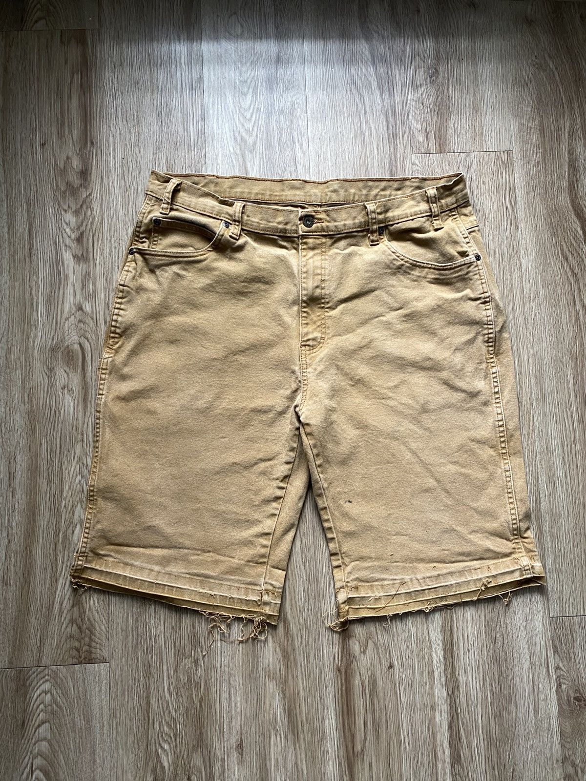 Dickies Dickies Work Wear Distressed Shorts Size US 36 / EU 52 - 1 Thumbnail