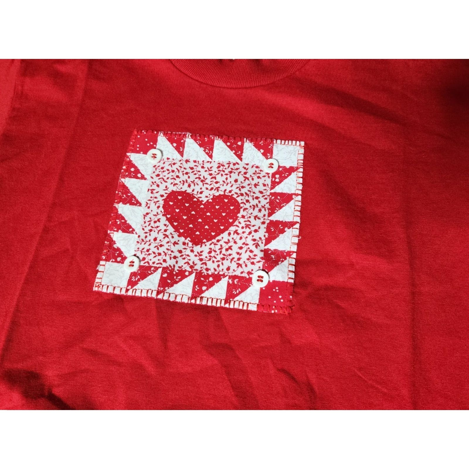 Fruit Of The Loom Vintage 90s Fruit of the Loom M Patchwork Heart T-Shirt Women’s Red Casual Size M / US 6-8 / IT 42-44 - 2 Thumbnail